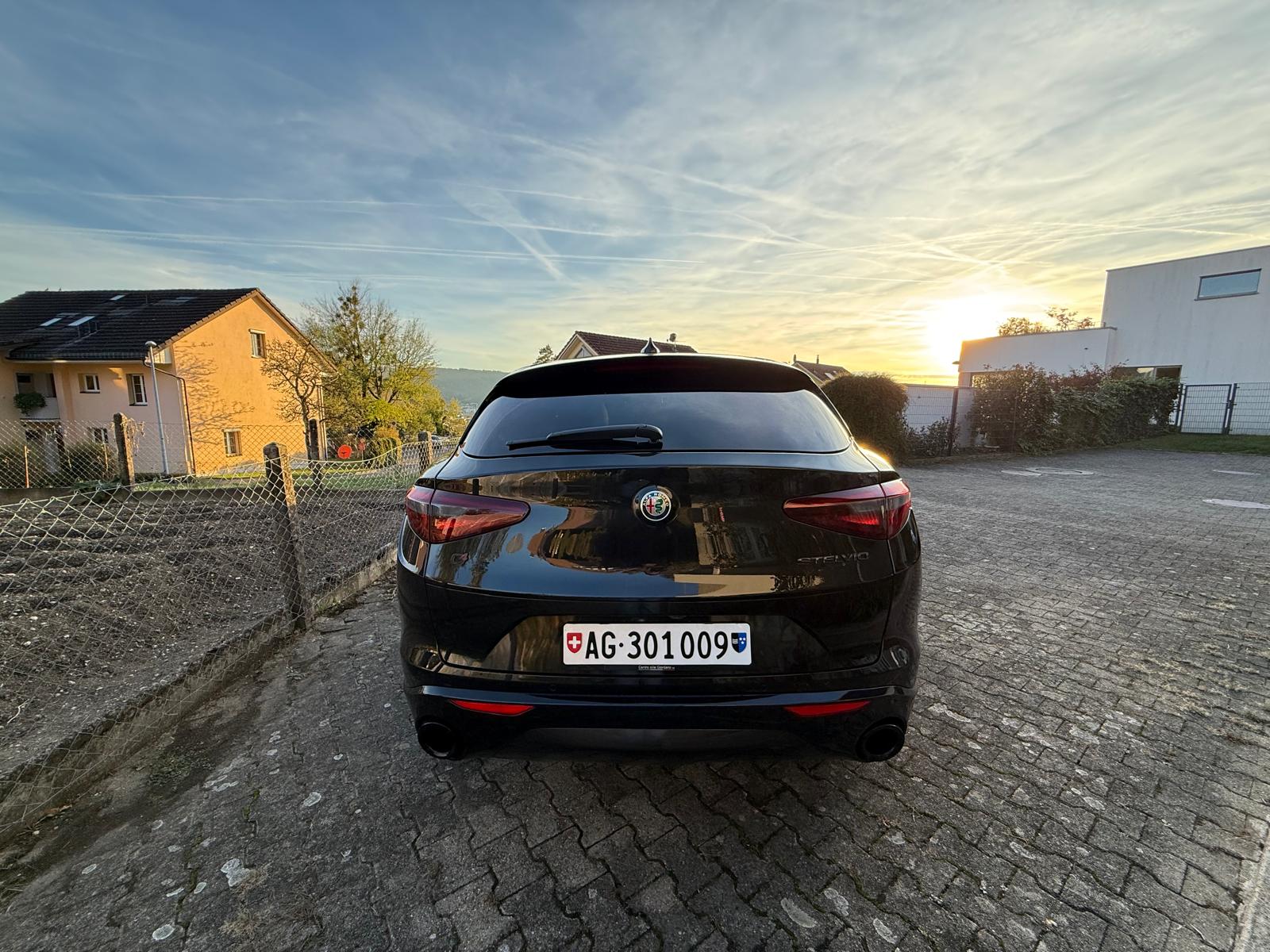 ALFA ROMEO 2.0 Q4 280 Veloce-image-1