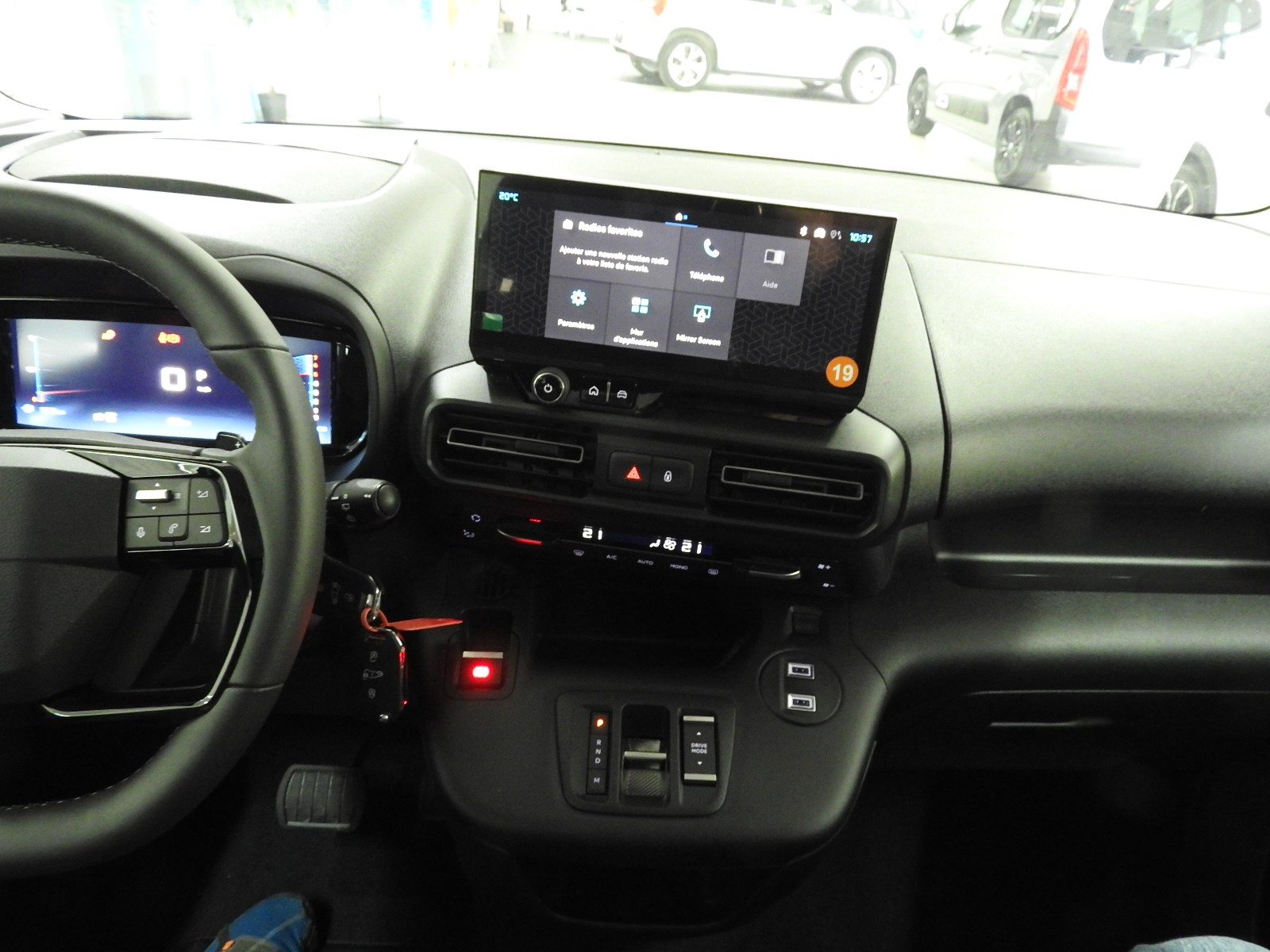 CITROEN Berlingo 1.5 BlueHDi Max EAT8-image-11