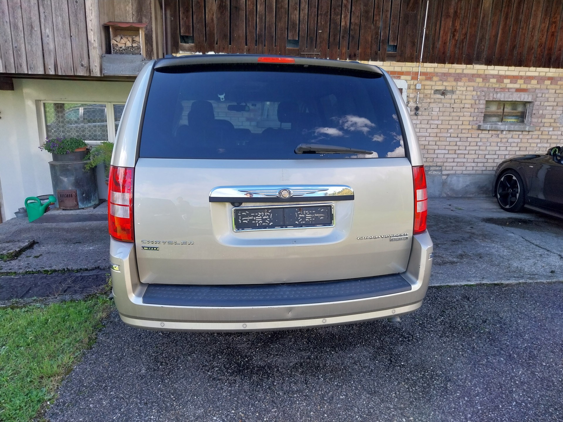 CHRYSLER Grand Voyager 2.8 CRD Limited Automatic-image-5