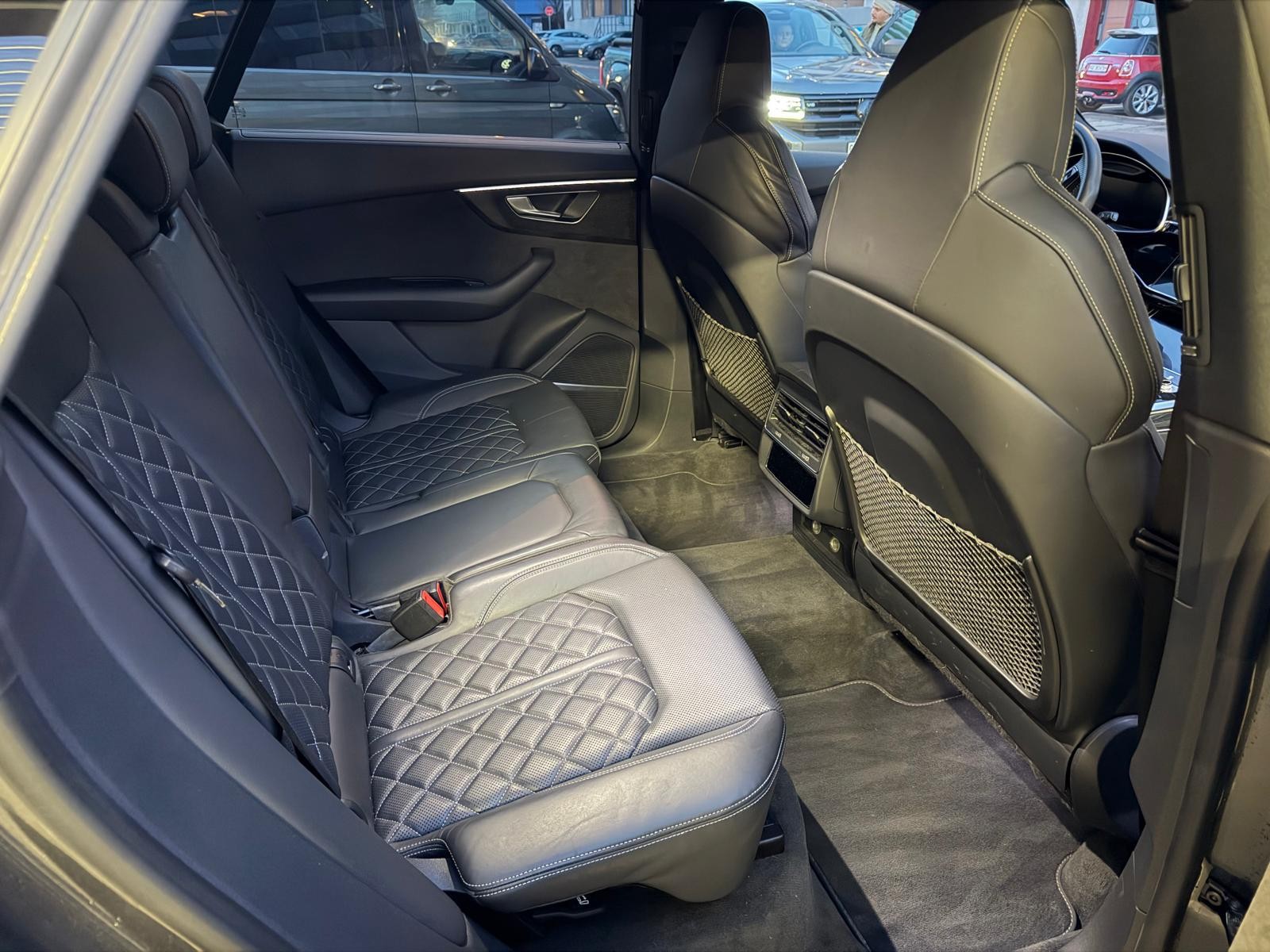 AUDI SQ8 50 TDI quattro tiptronic-image-11