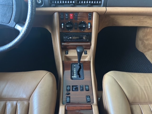 MERCEDES-BENZ 500 SE-image-31