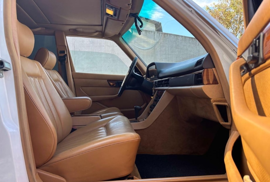 MERCEDES-BENZ 500 SE-image-16