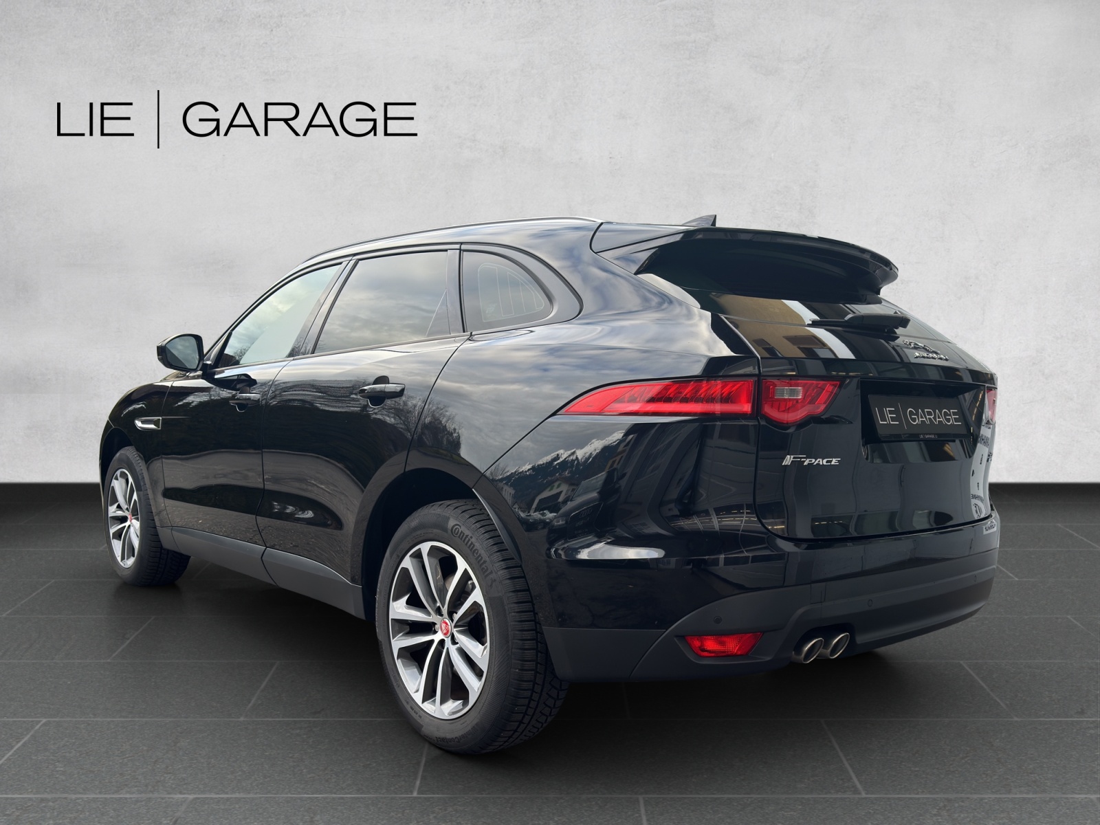 JAGUAR F-Pace 2.0d Pure AWD Automatik-showroom-element-1