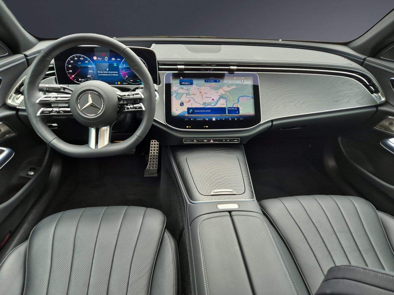 MERCEDES-BENZ E 200 9G-Tronic 4Matic-image-7
