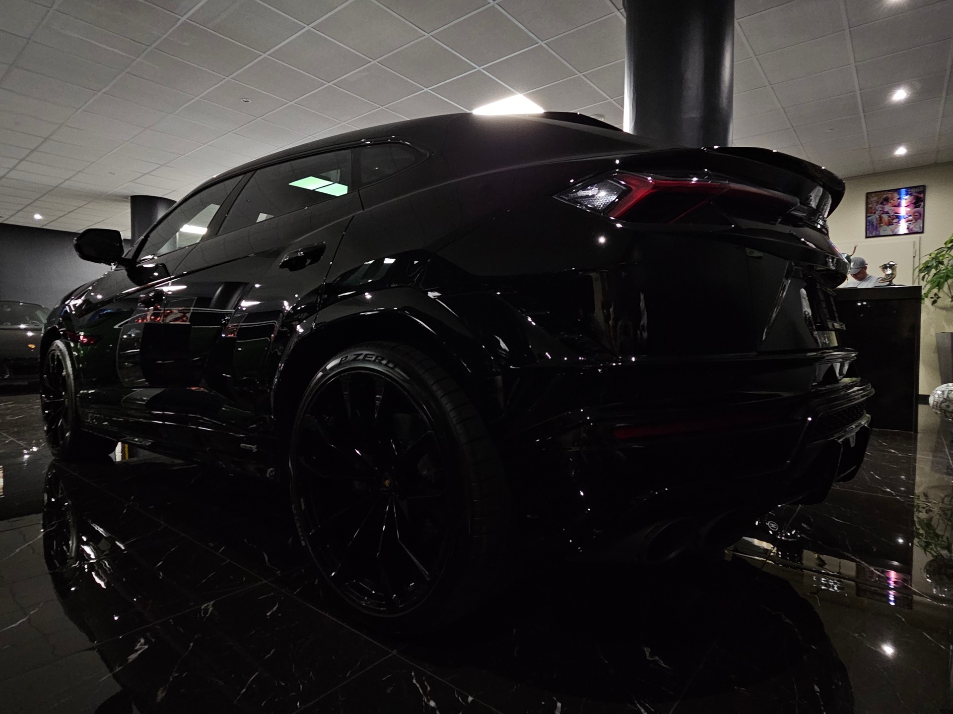 LAMBORGHINI URUS E-Gear 636 S 60 anniversario-image-5