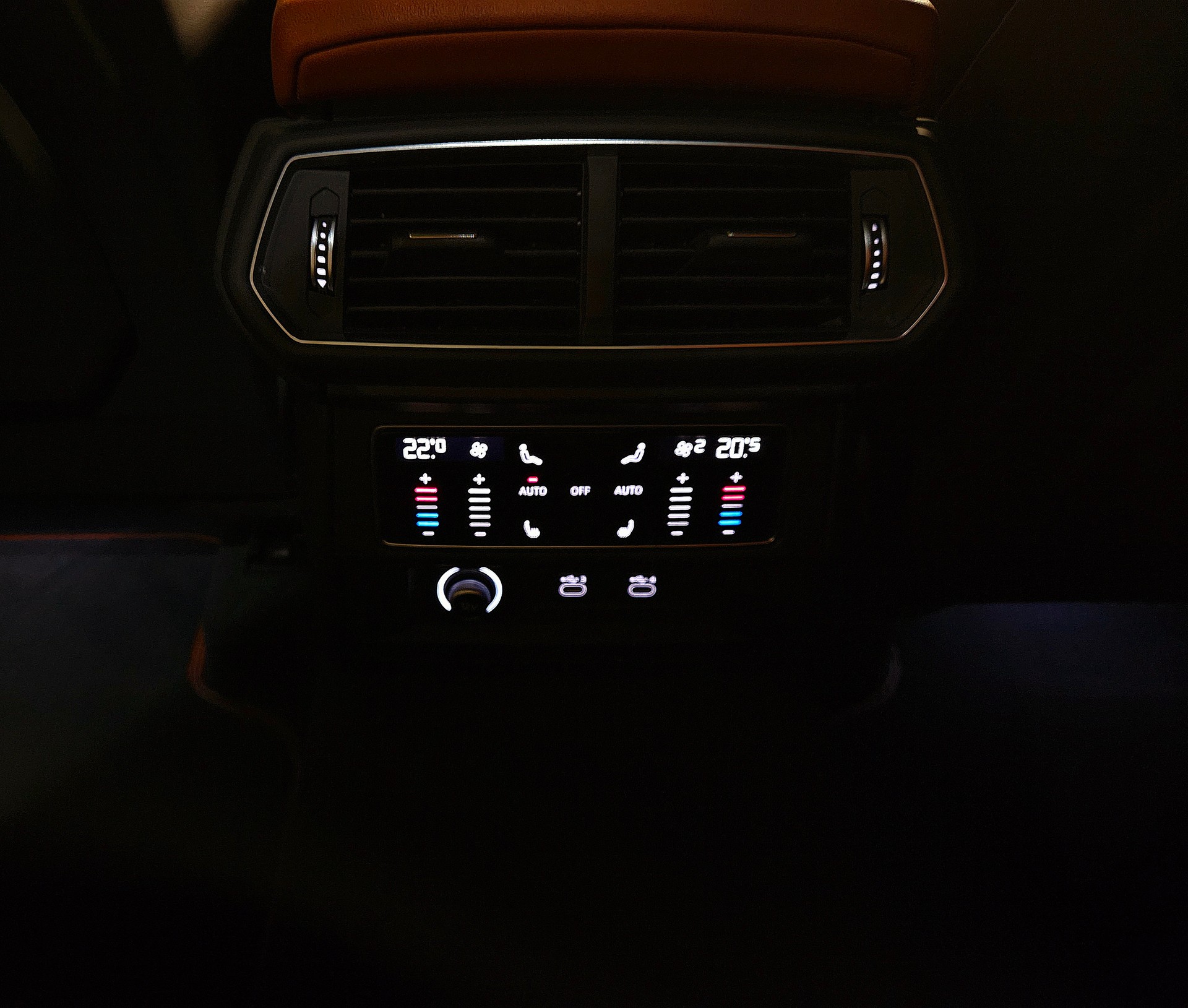 LAMBORGHINI URUS E-Gear 636 S 60 anniversario-image-15