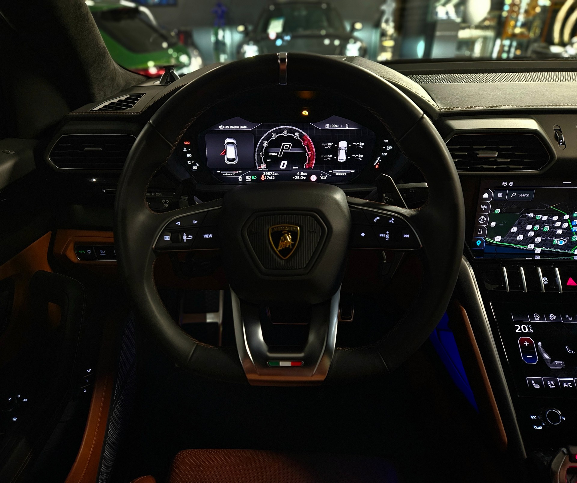 LAMBORGHINI URUS E-Gear 636 S 60 anniversario-image-10