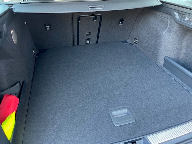 VW Passat Variant 1.5 eTSI evo2 Basis DSG-image-16