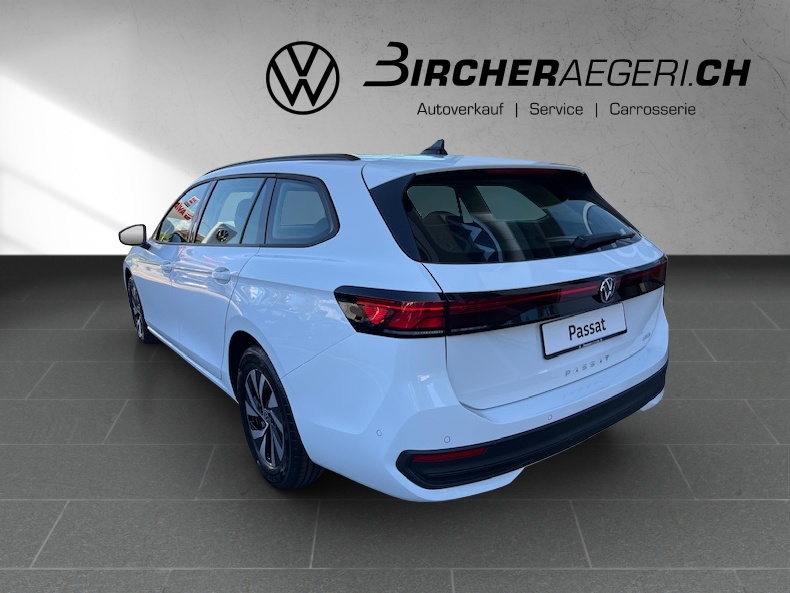 VW Passat Variant 1.5 eTSI evo2 Basis DSG-showroom-element-2