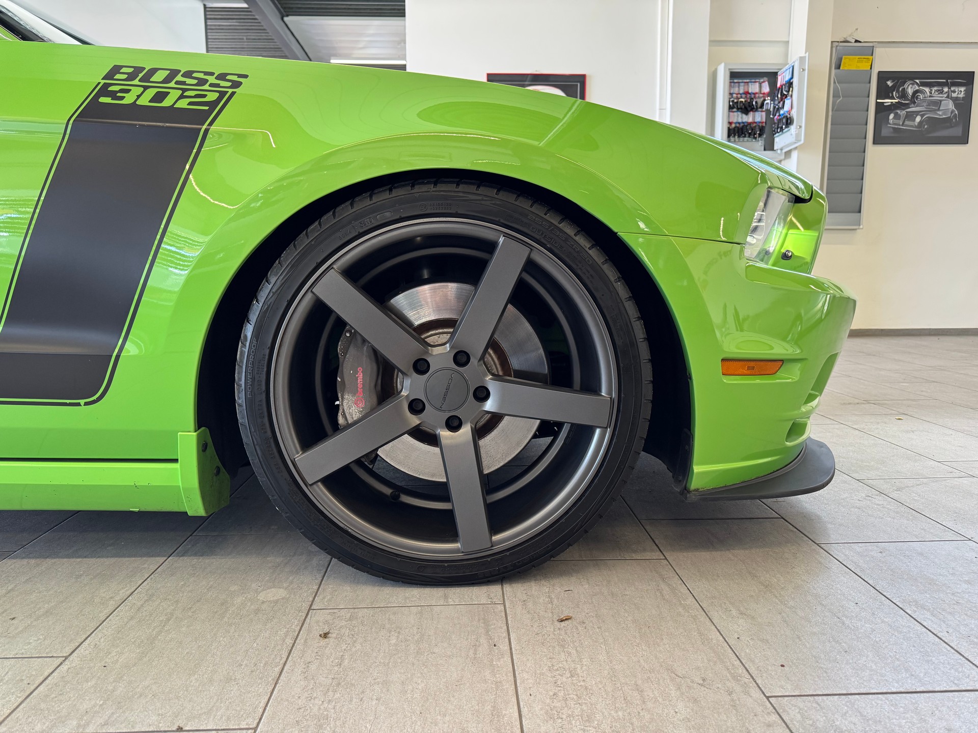 FORD Mustang Boss 302-image-17