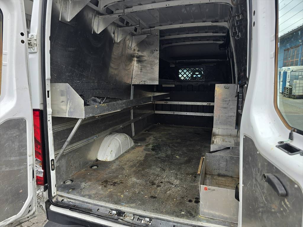 IVECO 35 S 18 V-image-10