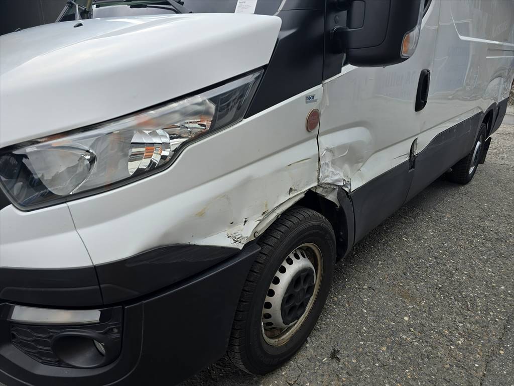 IVECO 35 S 18 V-image-11
