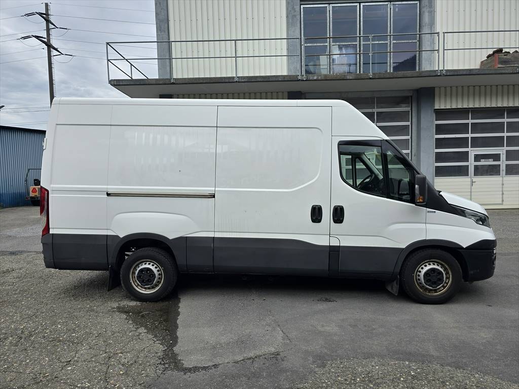 IVECO 35 S 18 V-image-5
