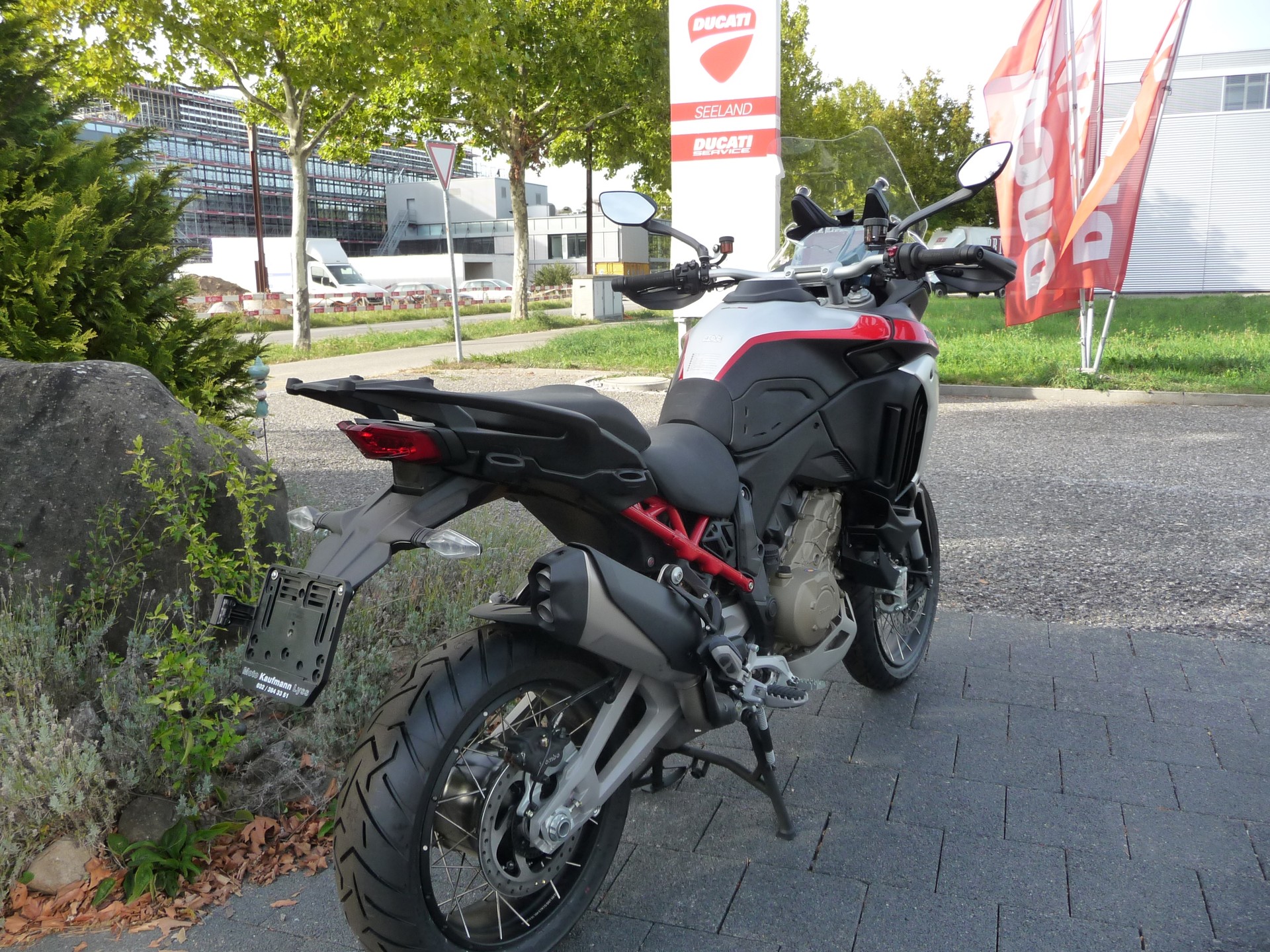 DUCATI Multistrada V4 Rally Radar-showroom-element-2