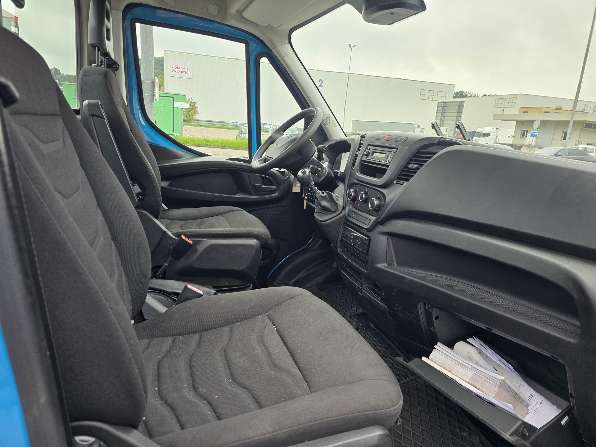 IVECO 50 C 17-image-10