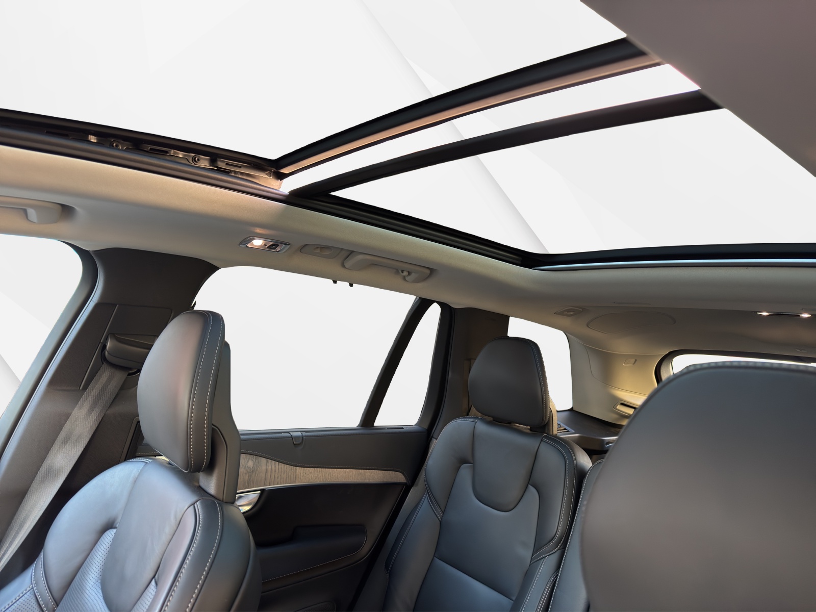 VOLVO XC90 T8 eAWD Inscription Geartronic-image-17