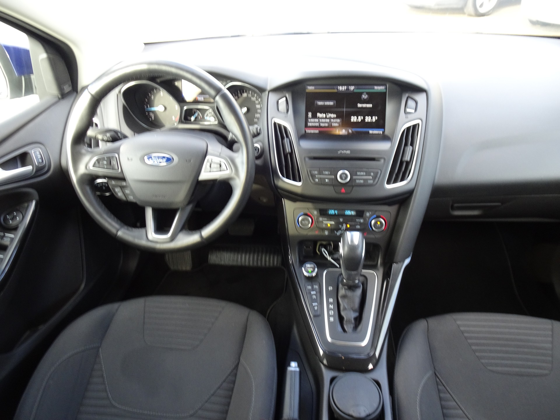 FORD Focus 2.0 TDCi Titanium Powershift-image-8