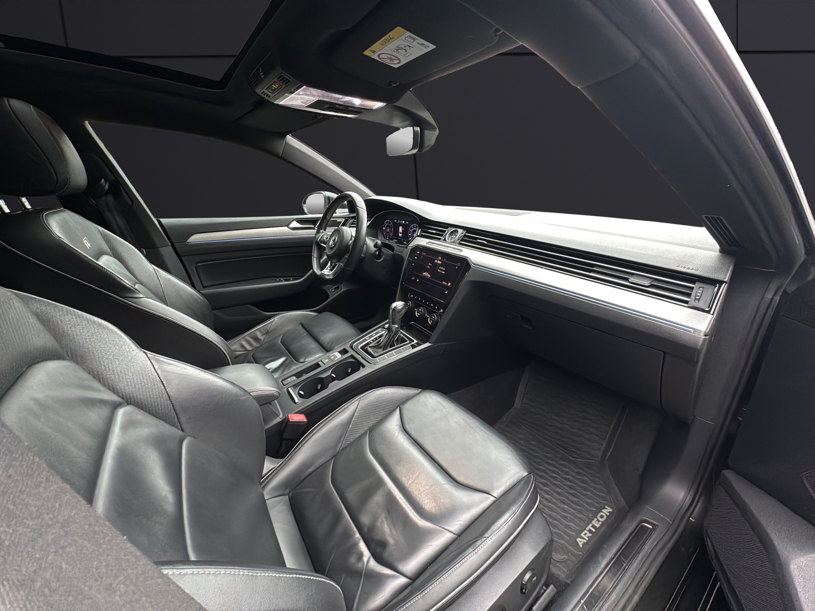 VW Arteon 2.0 TDI SCR BMT R-Line 4Motion DSG-image-11
