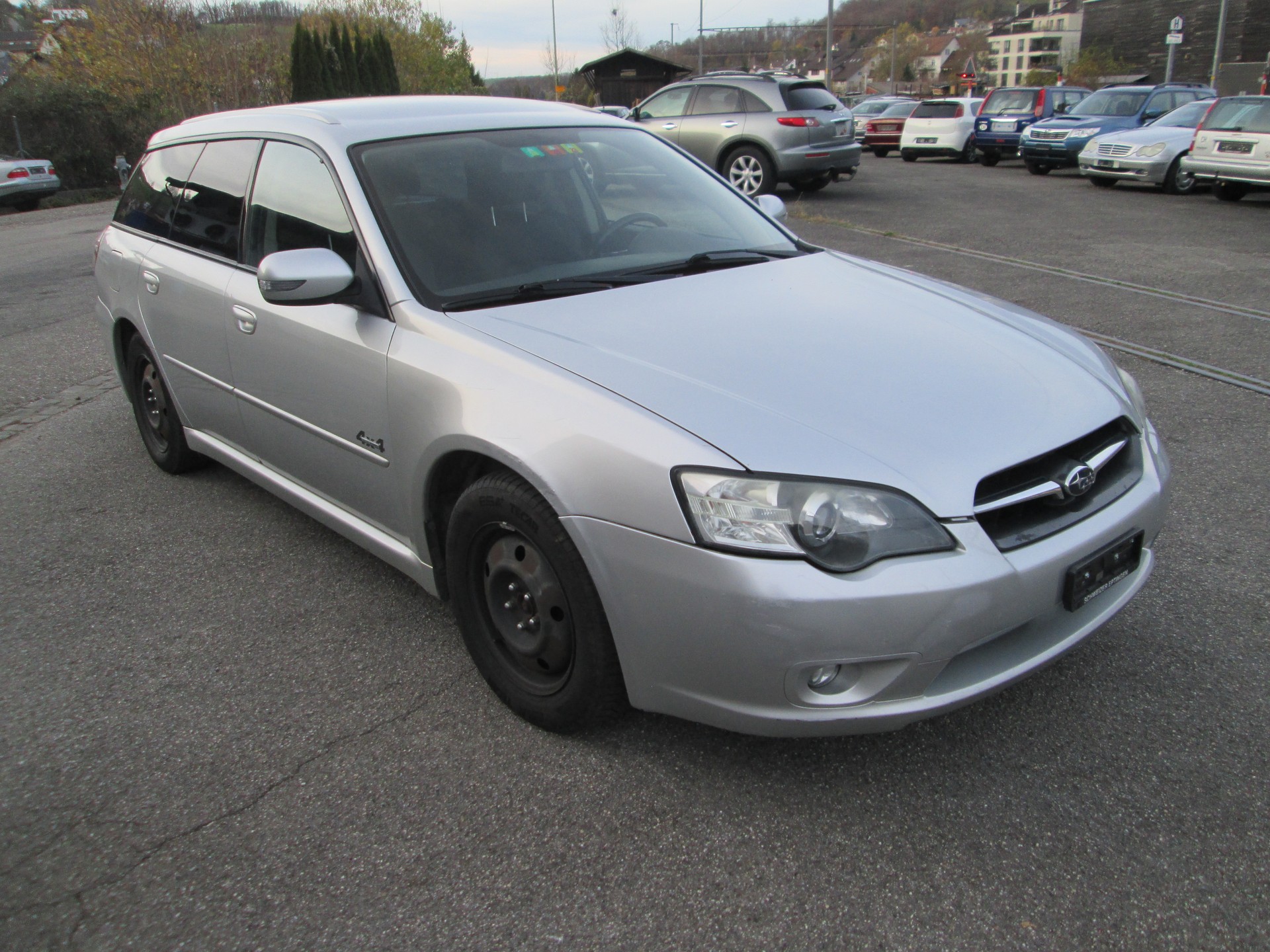 SUBARU Legacy 2.0R AWD Swiss-image-2