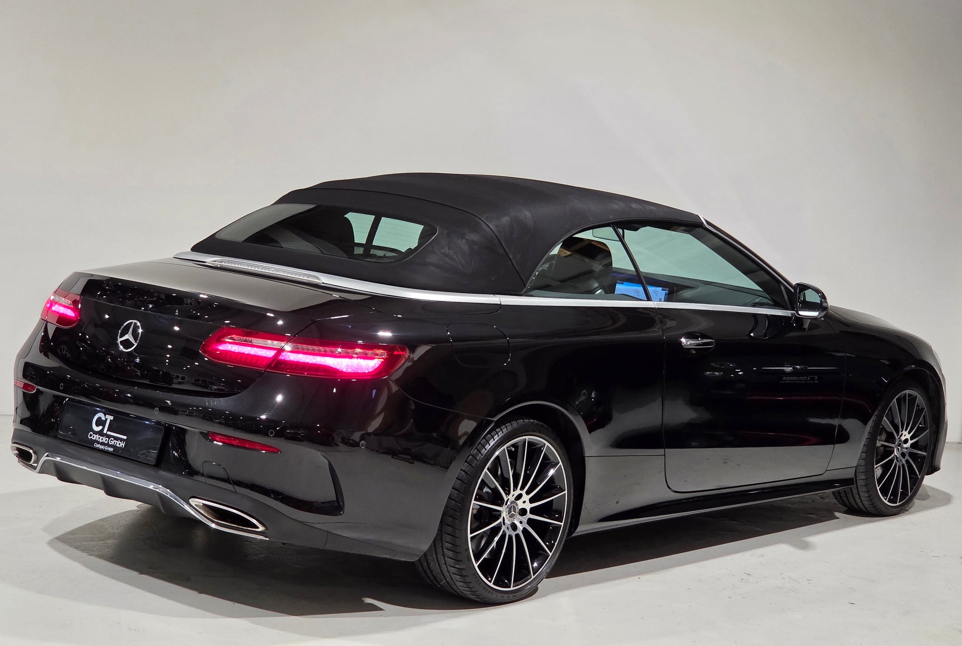 MERCEDES-BENZ E 400 Cabriolet AMG Line 4 Matic 9G-Tronic-image-30