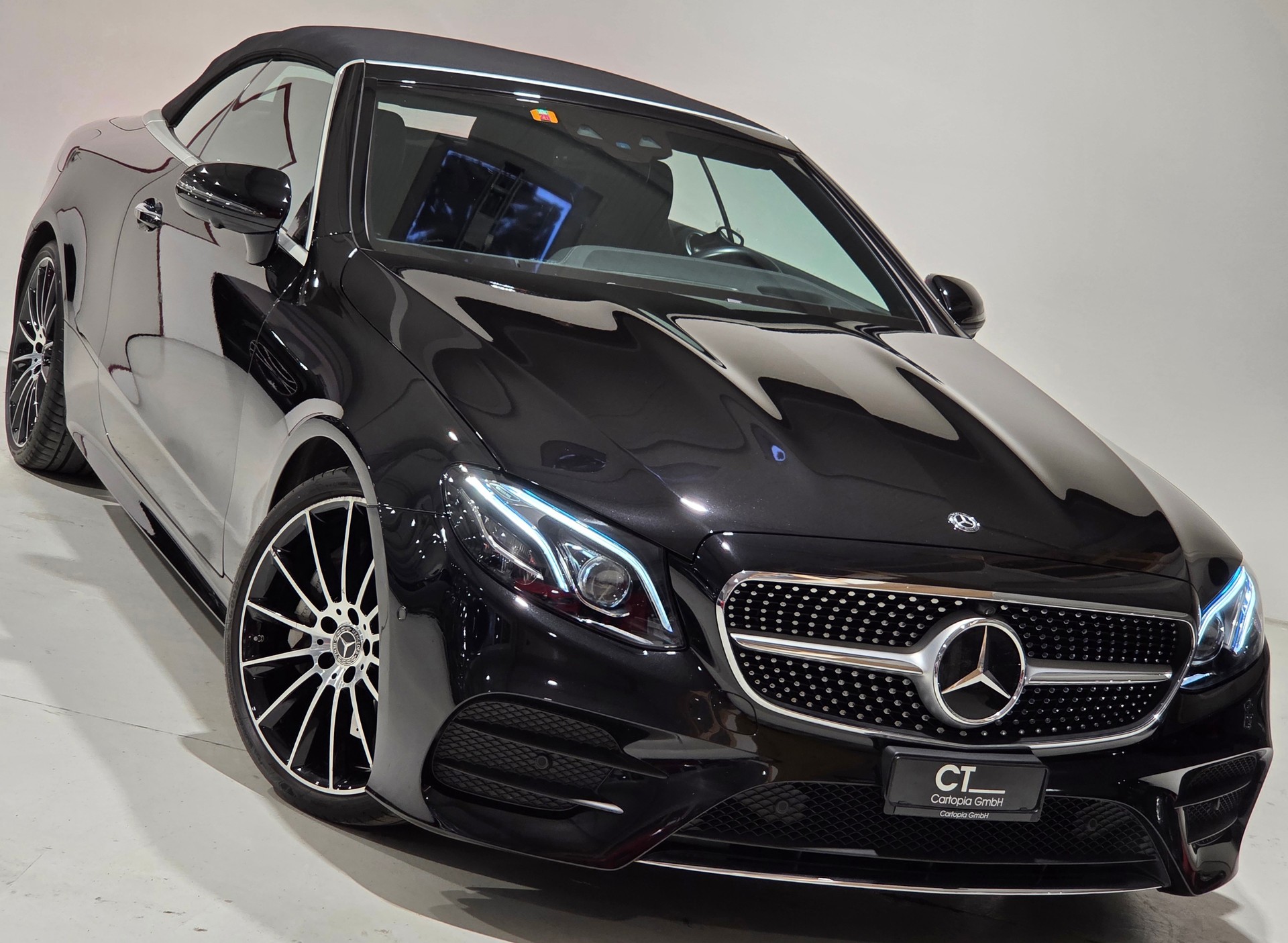 MERCEDES-BENZ E 400 Cabriolet AMG Line 4 Matic 9G-Tronic-image-28
