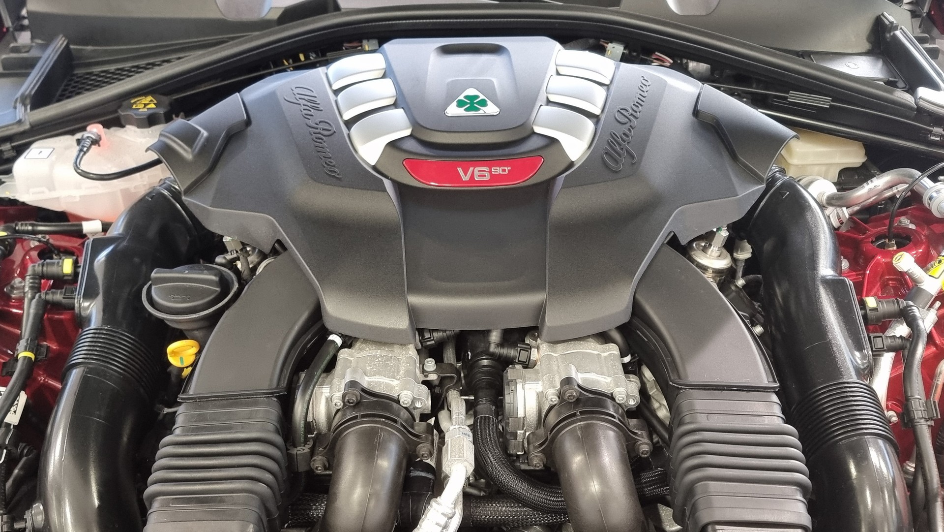 ALFA ROMEO Giulia 2.9 V6 Biturbo Quadrifoglio-image-14