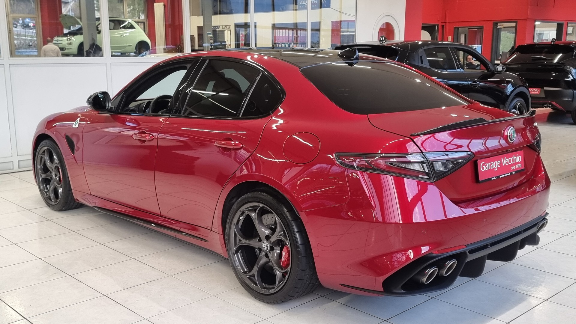 ALFA ROMEO Giulia 2.9 V6 Biturbo Quadrifoglio-showroom-element-3