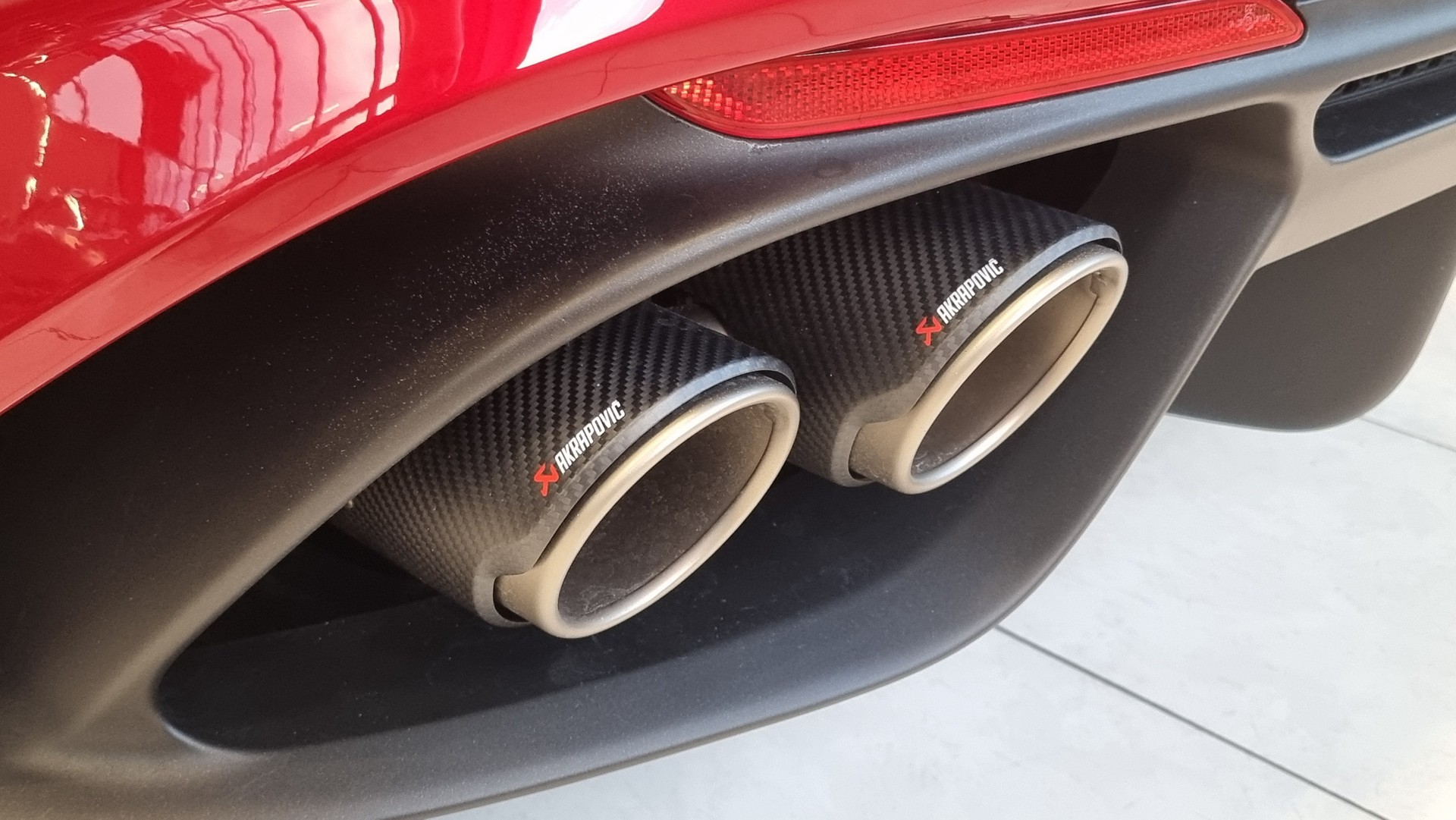 ALFA ROMEO Giulia 2.9 V6 Biturbo Quadrifoglio-image-5