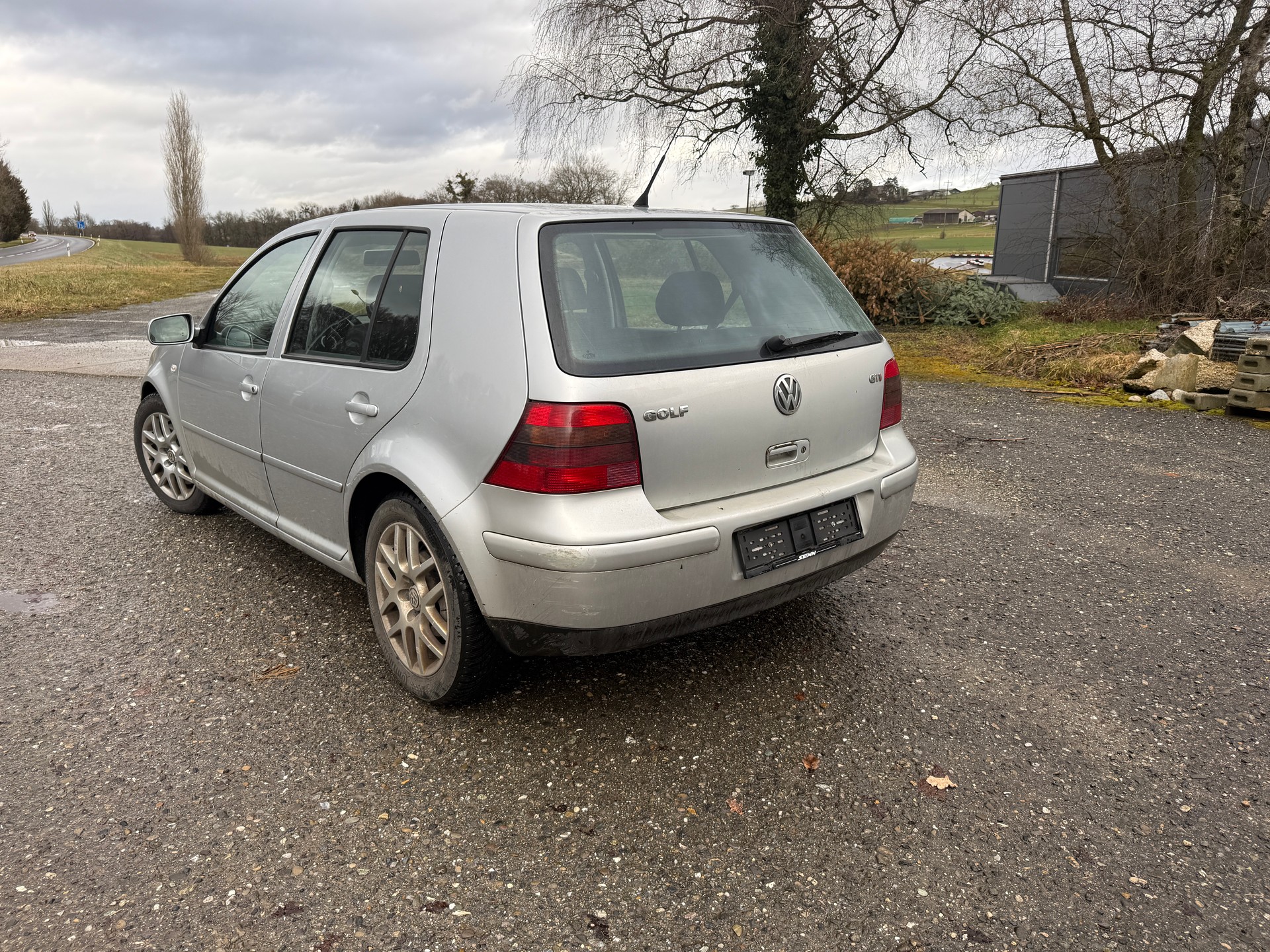 VW Golf 1.8 T GTI-image-4
