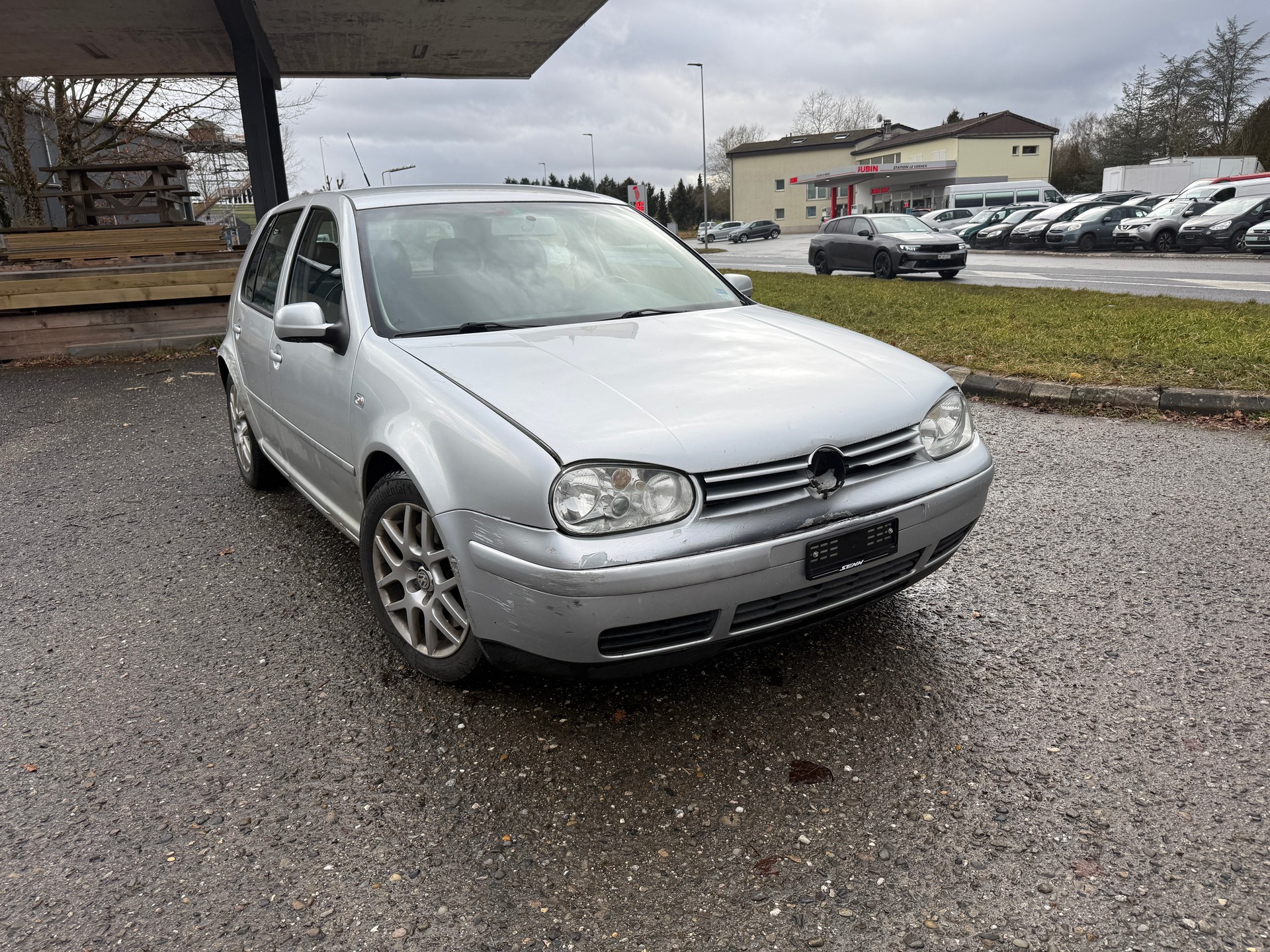 VW Golf 1.8 T GTI-image-1