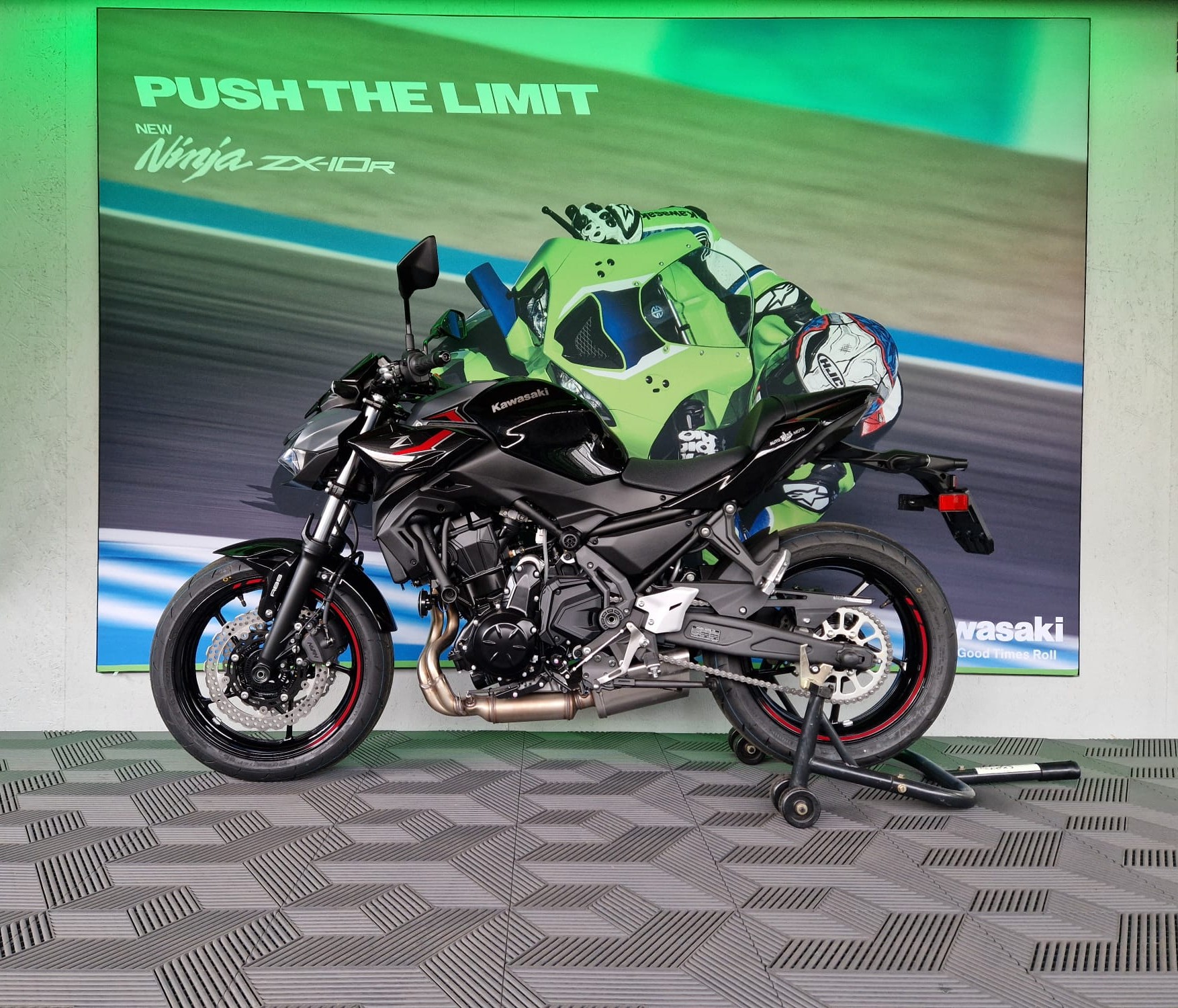 KAWASAKI Z 650 (35kW)-image-4