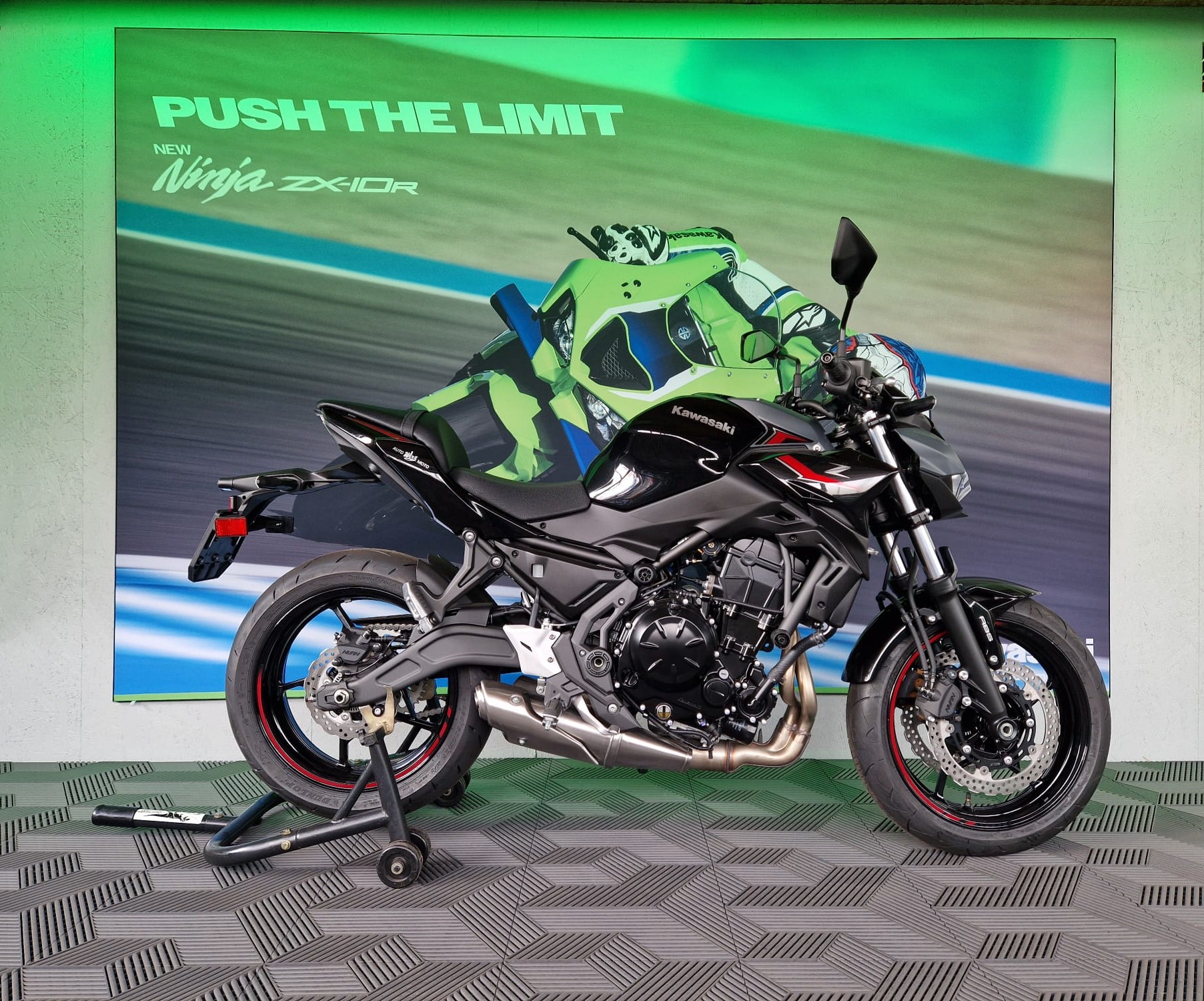 KAWASAKI Z 650 (35kW)-image-2
