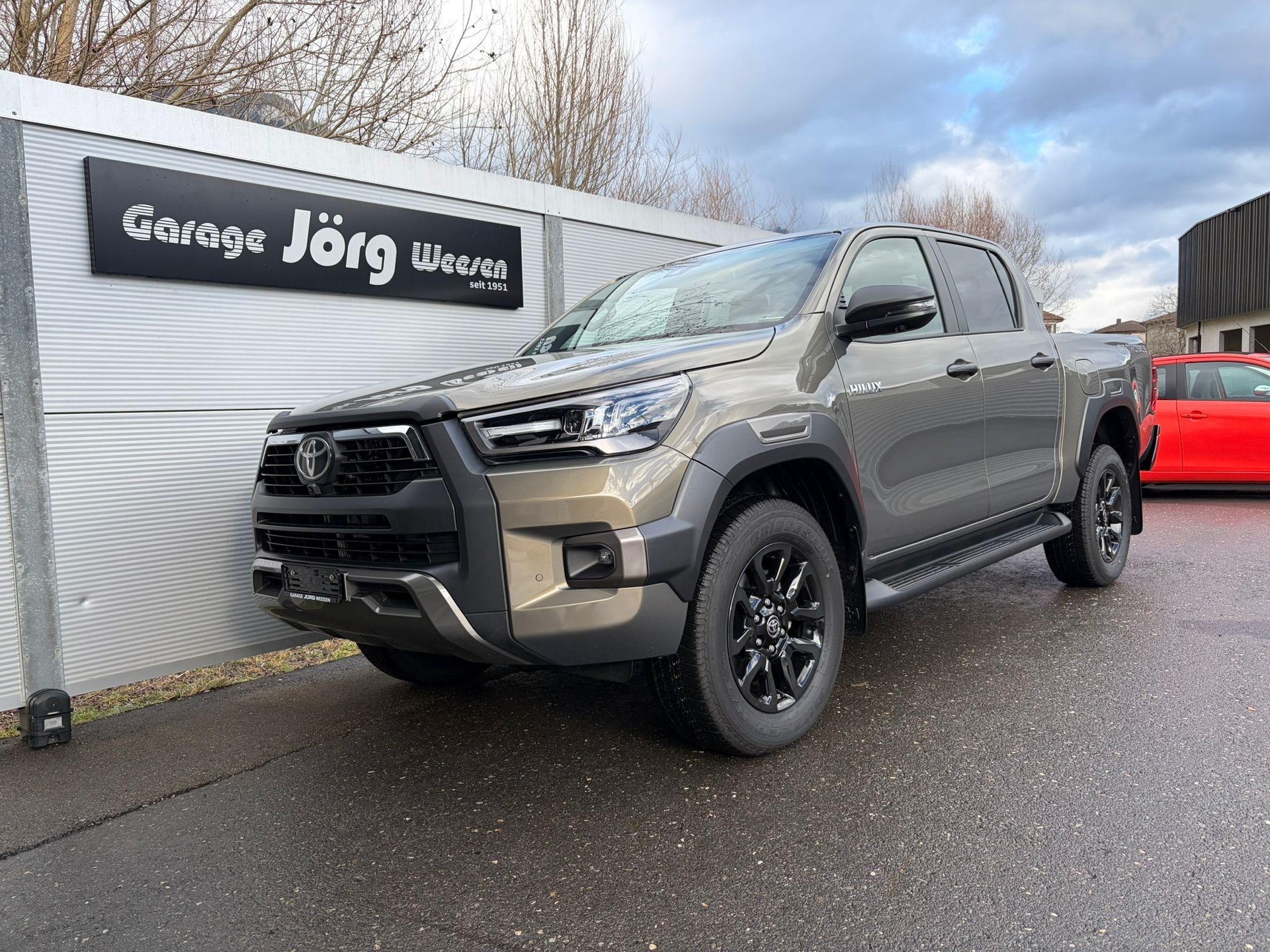 TOYOTA Hilux Double Cab.-Pick-up 2.8 D-4D 204 Invincible MHEV