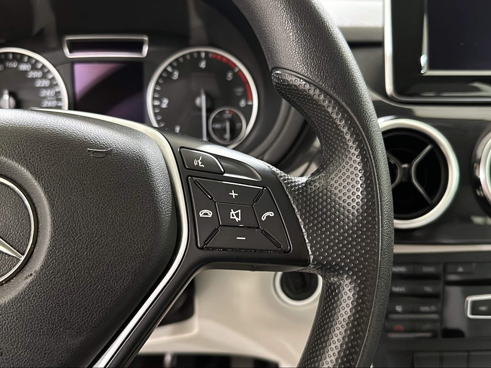 MERCEDES-BENZ B 180 CDI-image-20