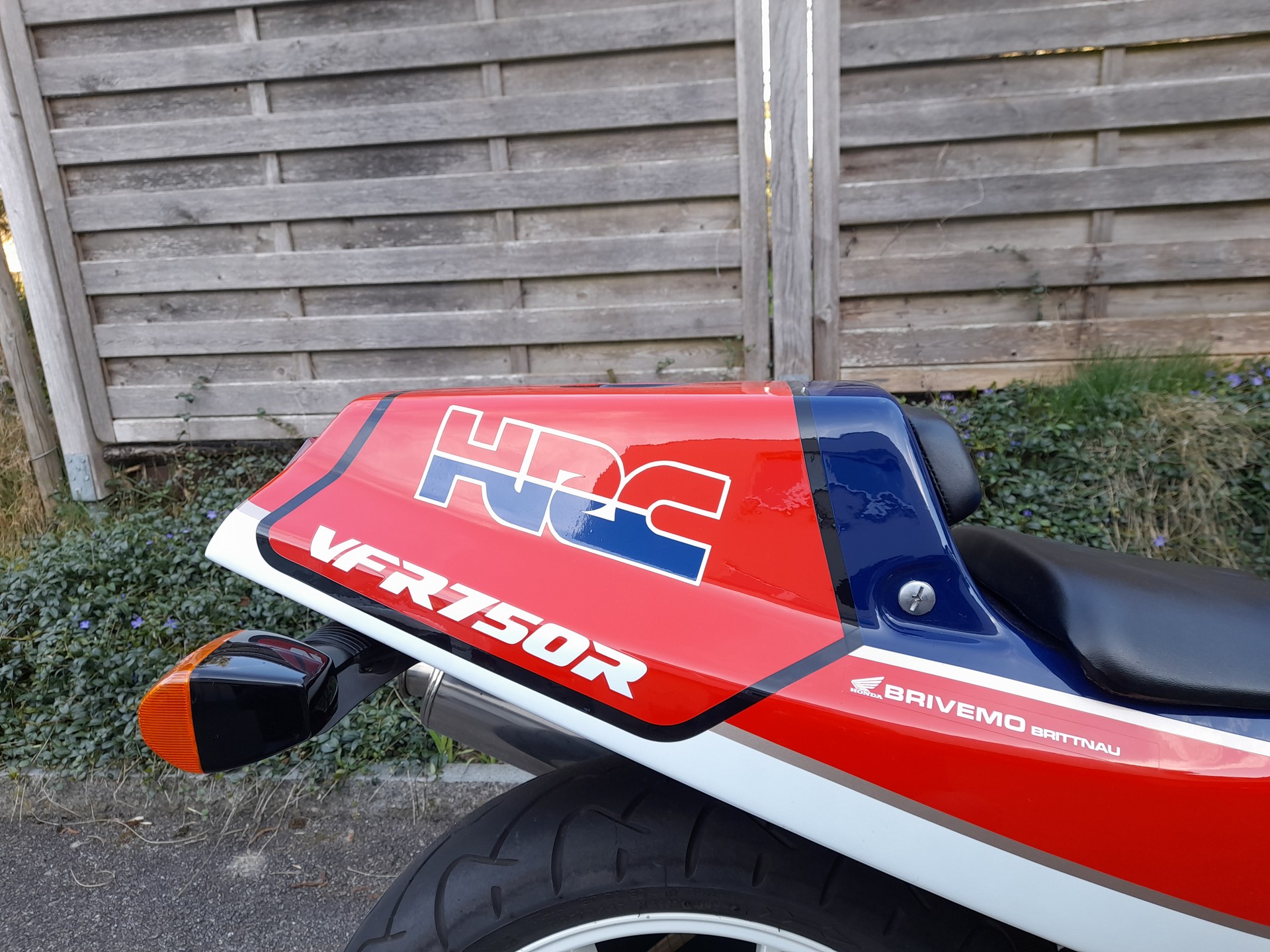 HONDA VFR 750 R-image-2