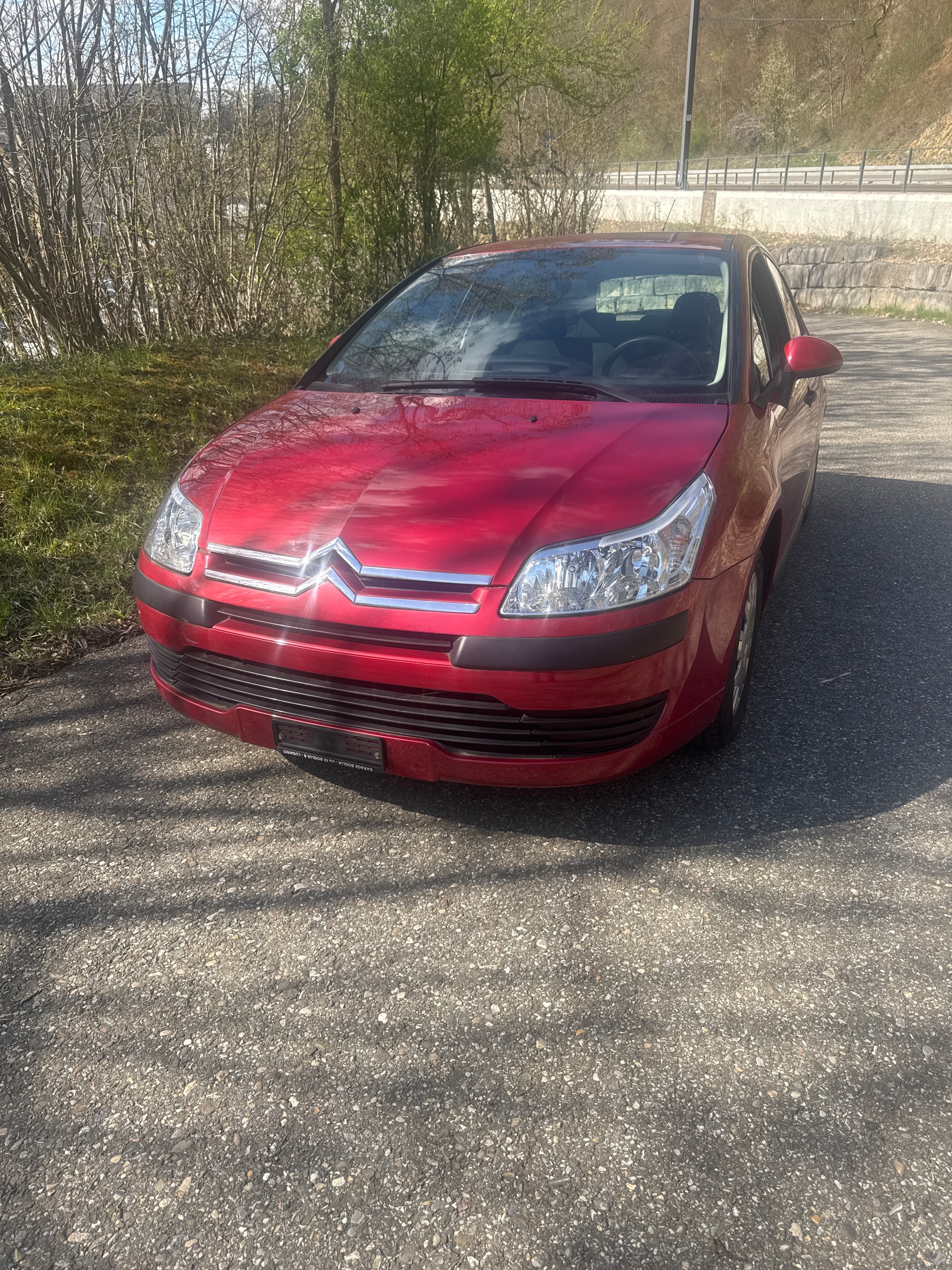 CITROEN C4 Berline 1.4i 16V X