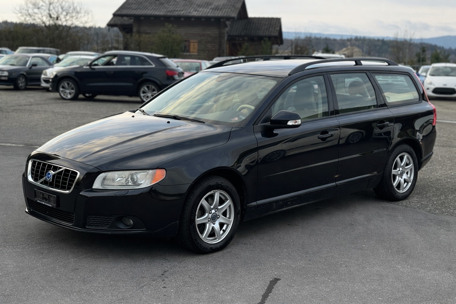 VOLVO V70 2.5T Flexifuel Momentum Geartronic-image-4