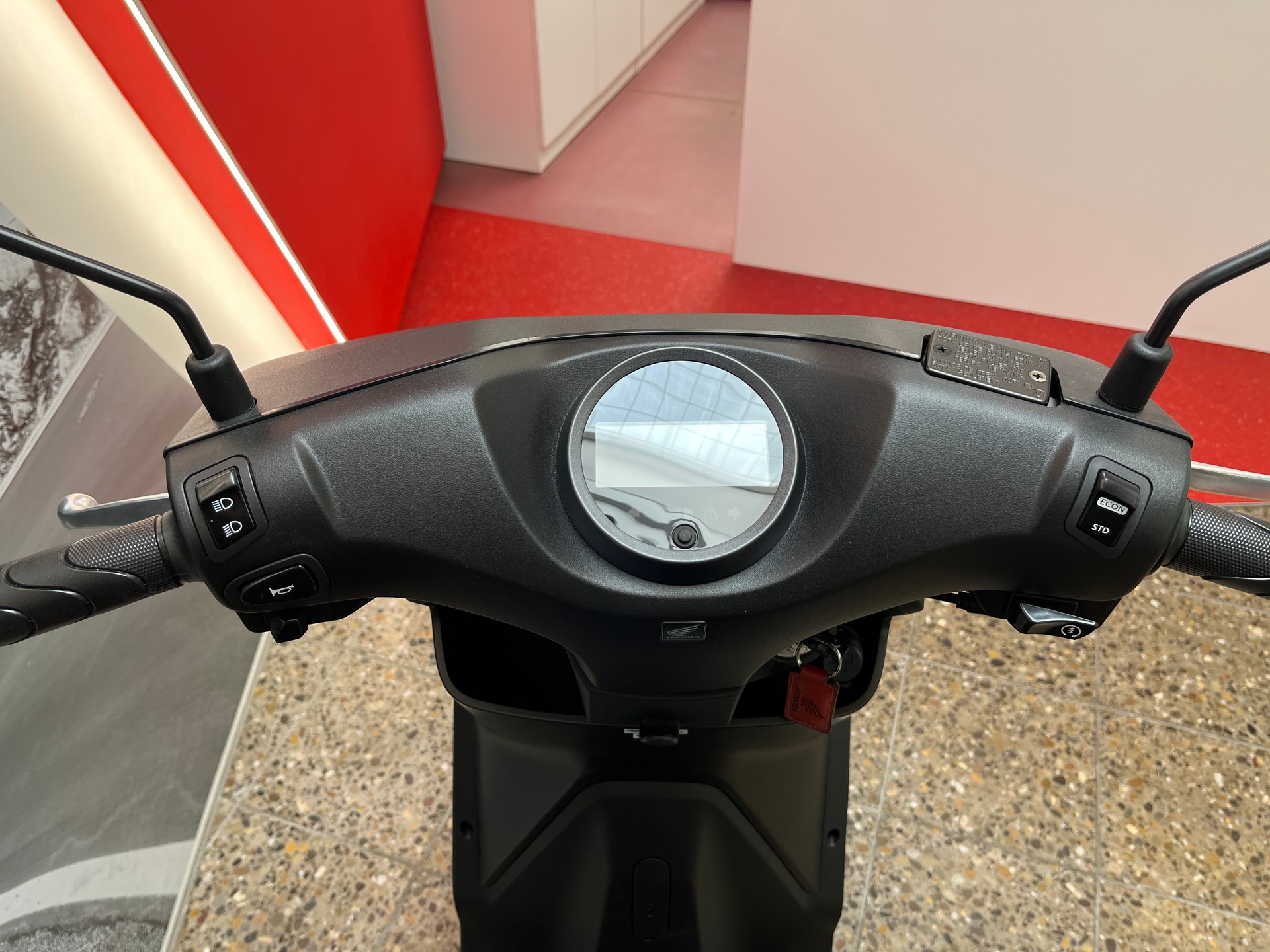 HONDA EM1-E-image-8