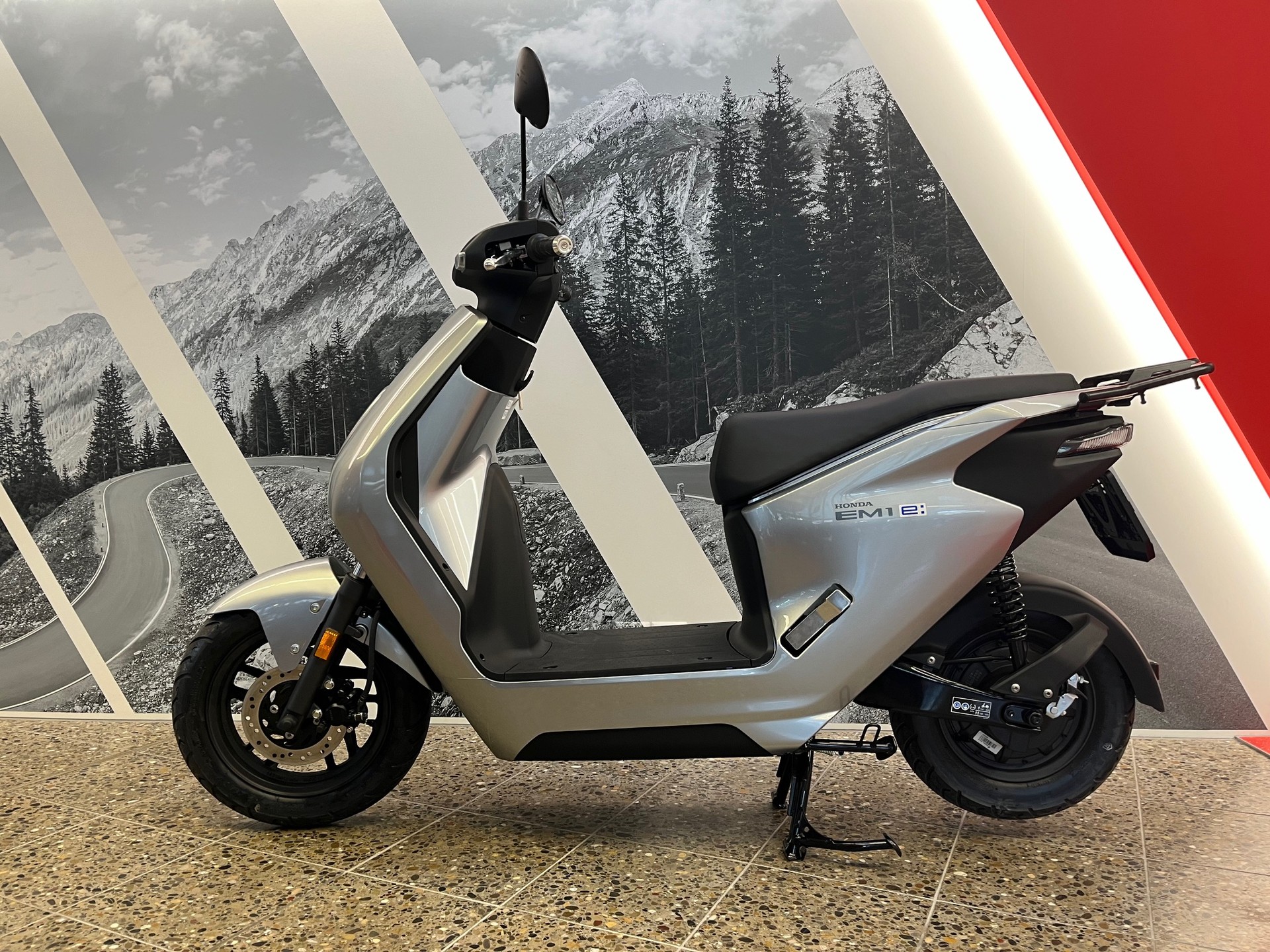 HONDA EM1-E-image-1