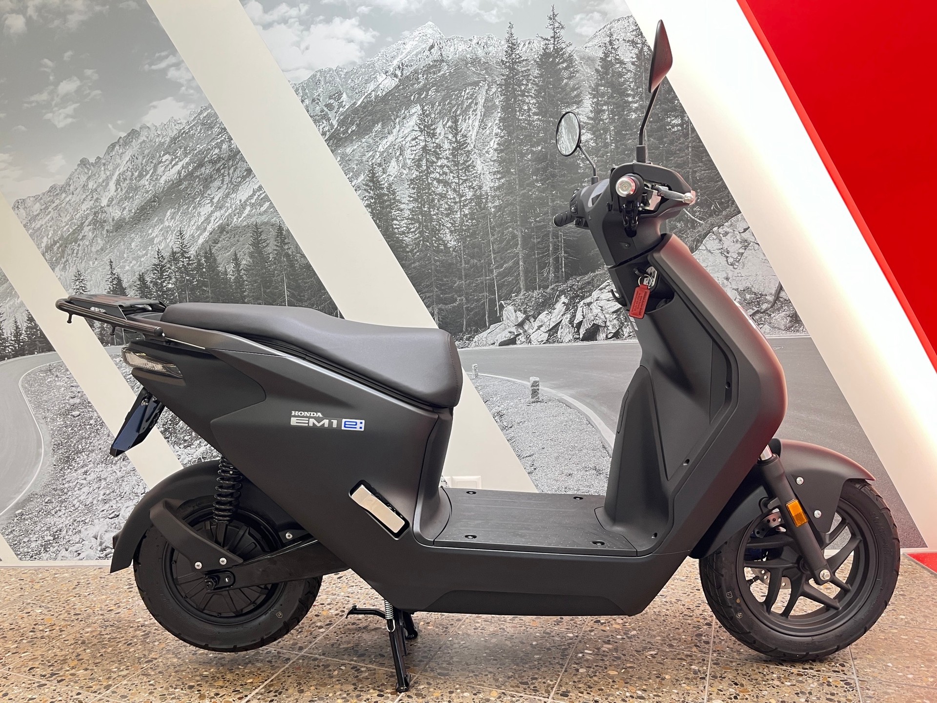 HONDA EM1-E