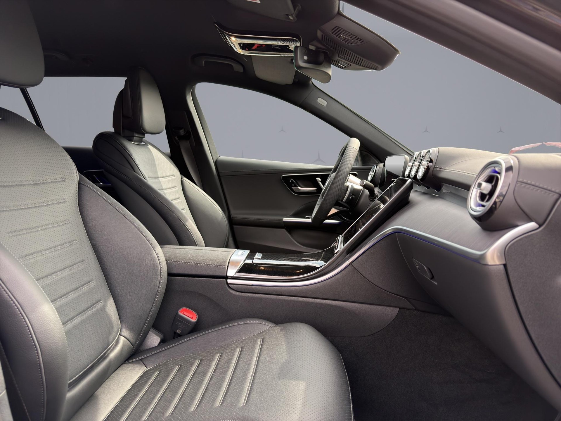 MERCEDES-BENZ C 220 d Swiss Star AMG Line 4matic Kombi-image-15