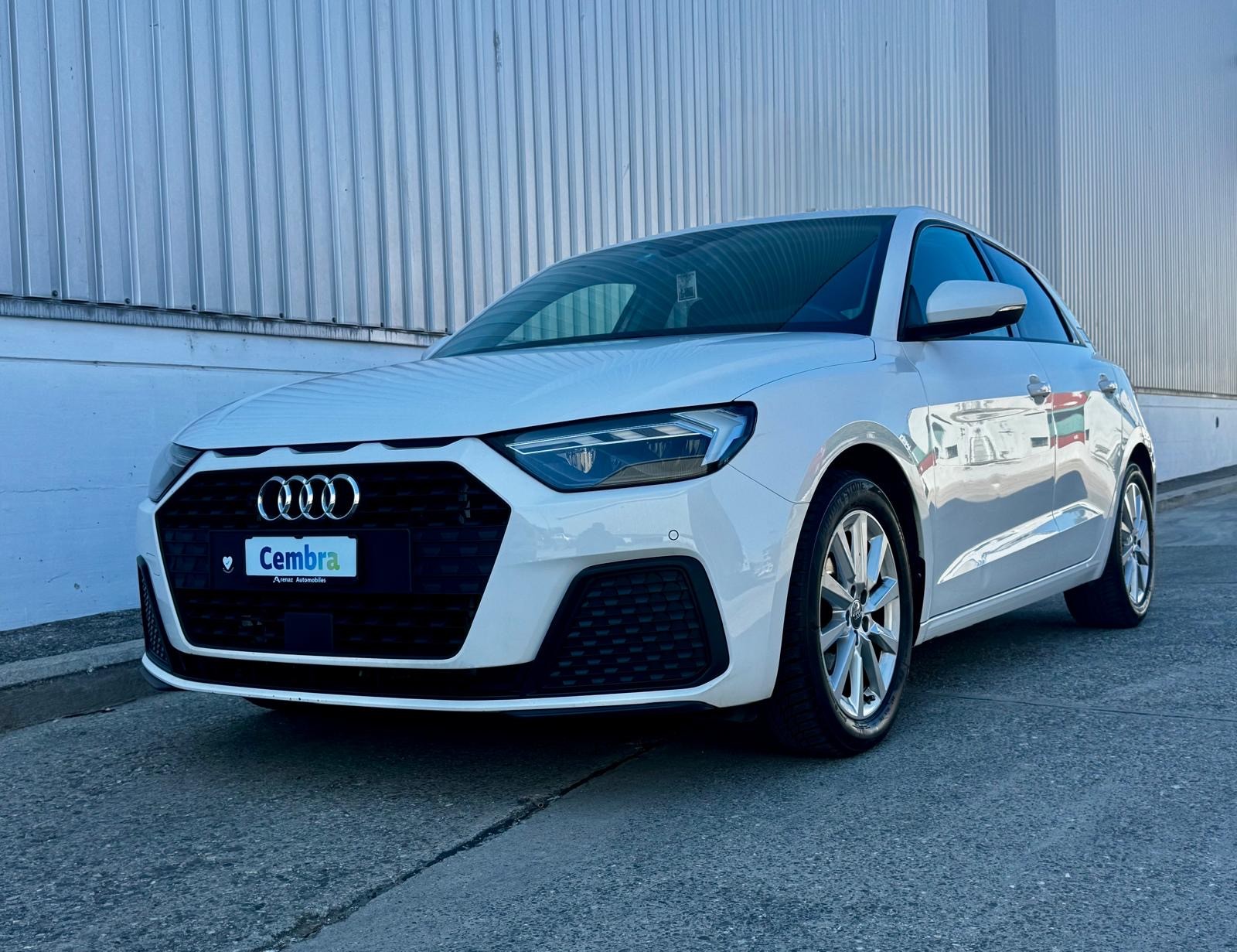 AUDI A1 Sportback 30 TFSI advanced-showroom-element-3