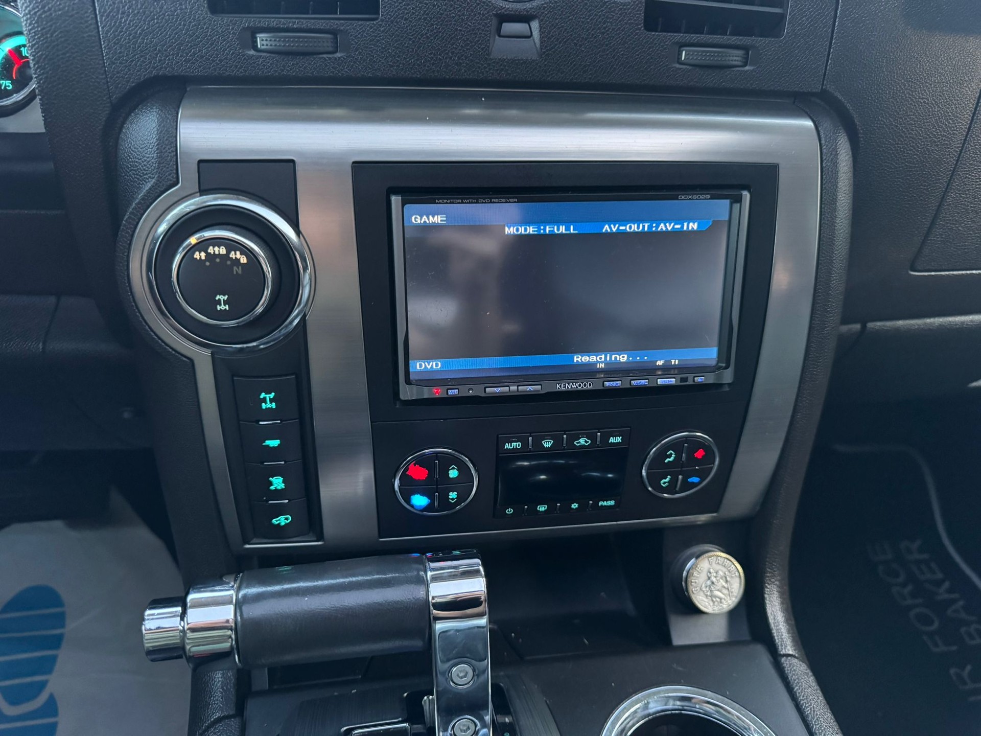 HUMMER H2 6.2 Luxury-image-24