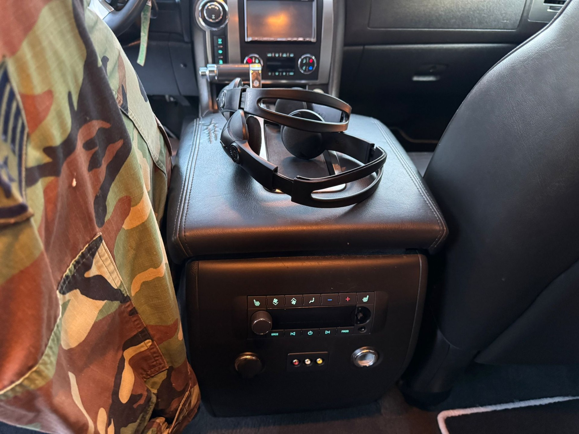 HUMMER H2 6.2 Luxury-image-20