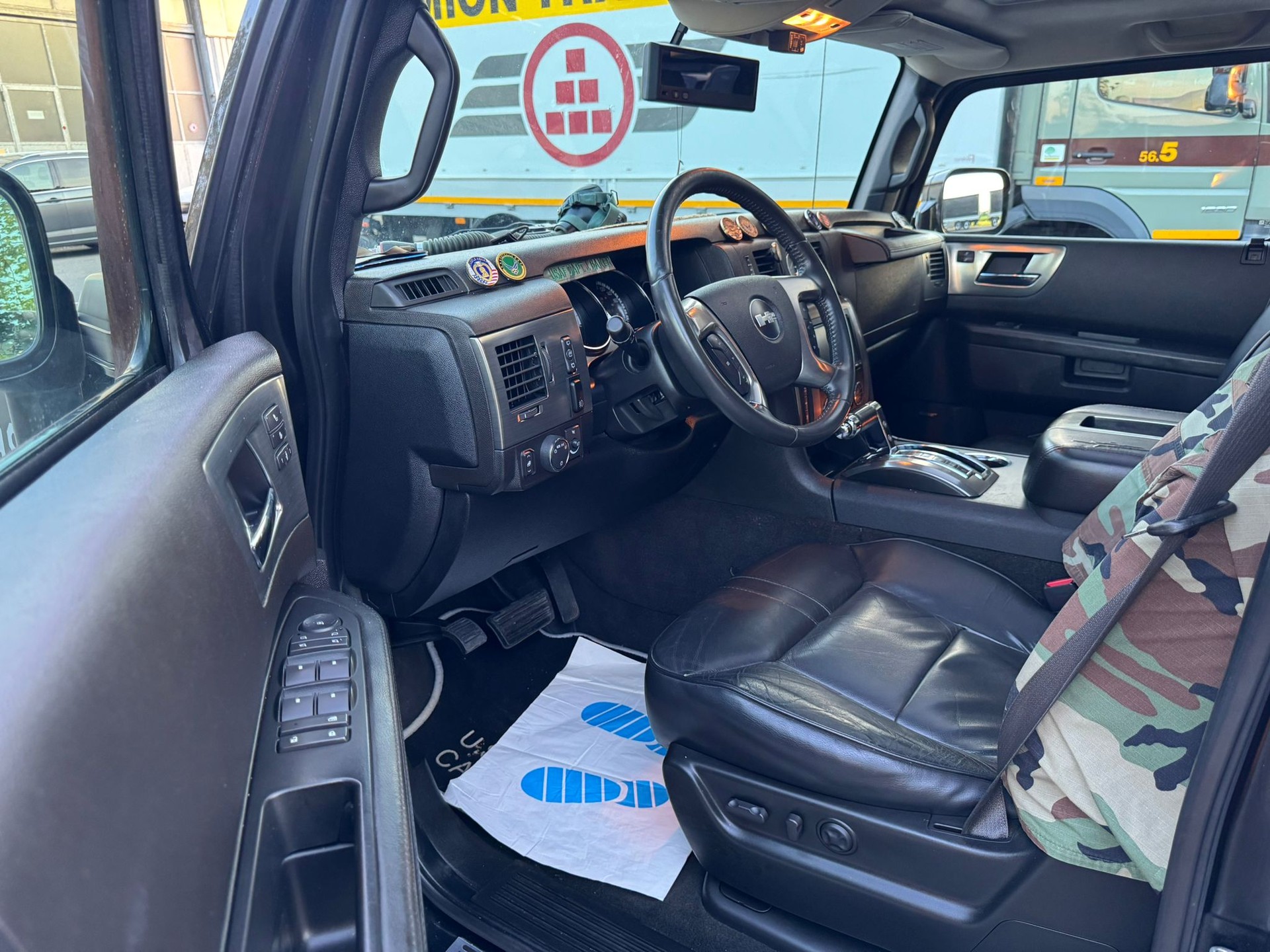 HUMMER H2 6.2 Luxury-image-14
