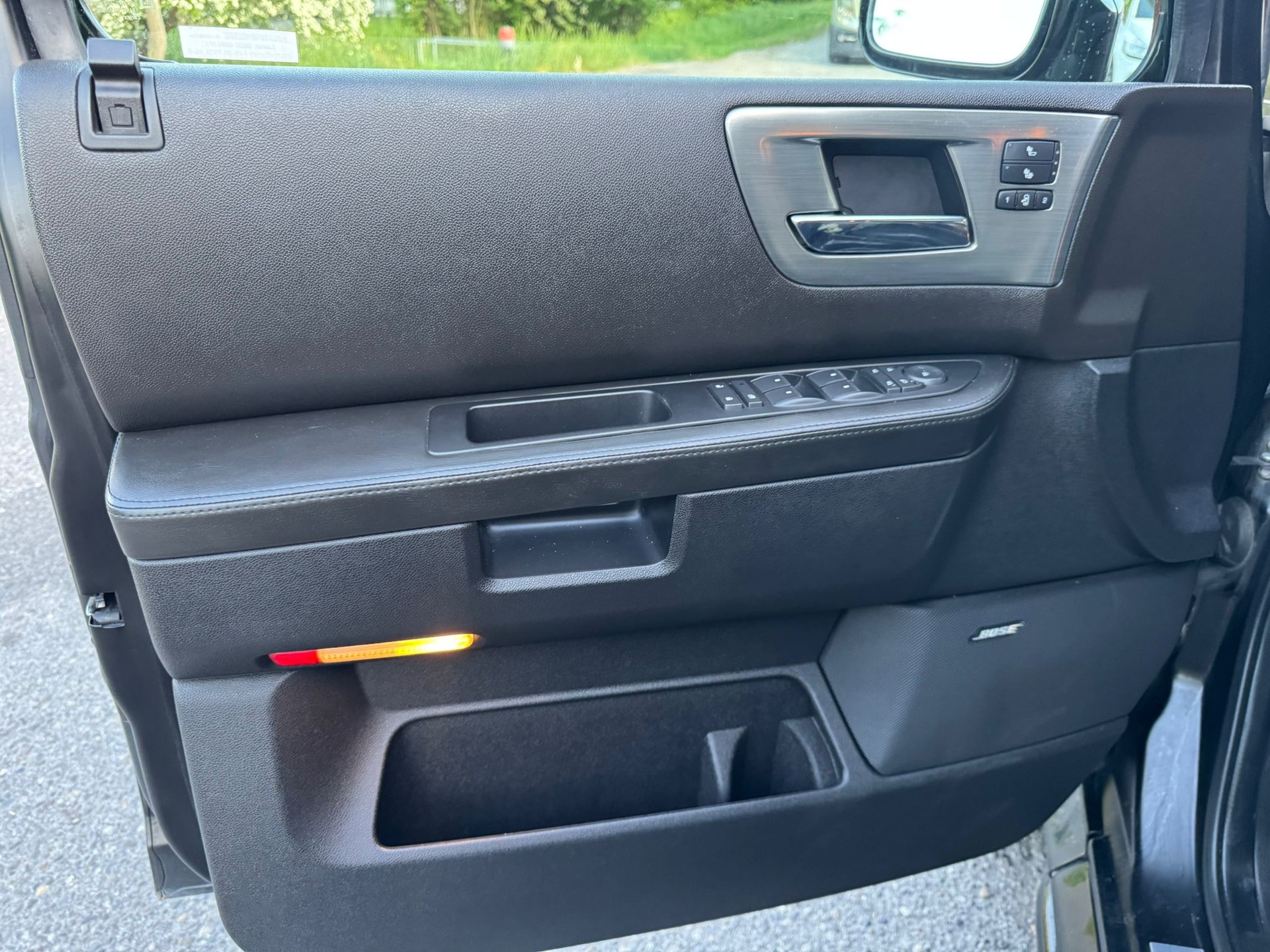 HUMMER H2 6.2 Luxury-image-15