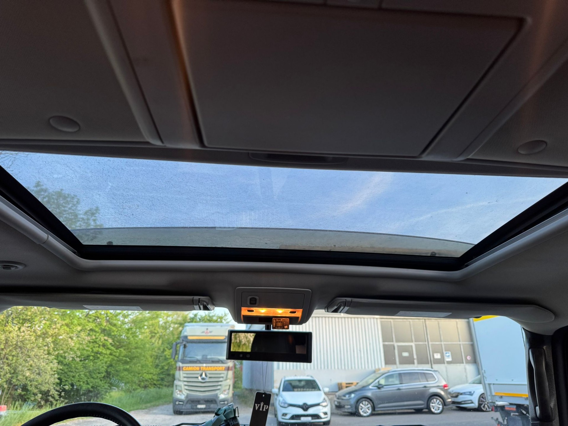 HUMMER H2 6.2 Luxury-image-18