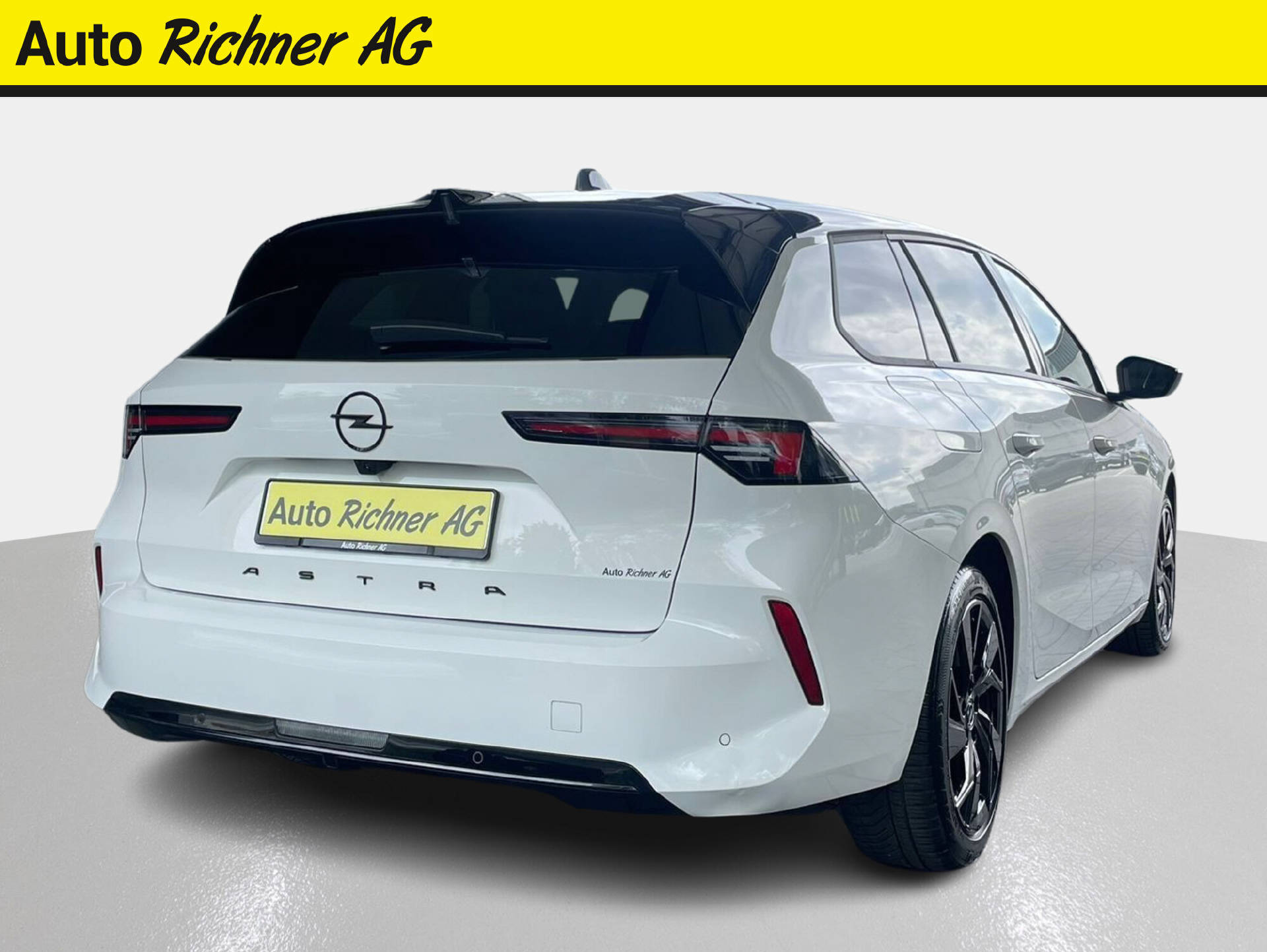 OPEL Astra Sports Tourer 1.2 T 130 GS-showroom-element-3