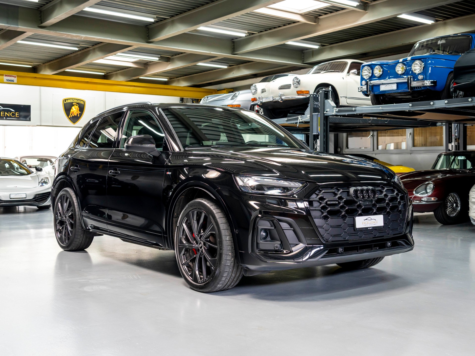 AUDI Q5 45 TFSI S-line quattro S-tronic-showroom-element-2