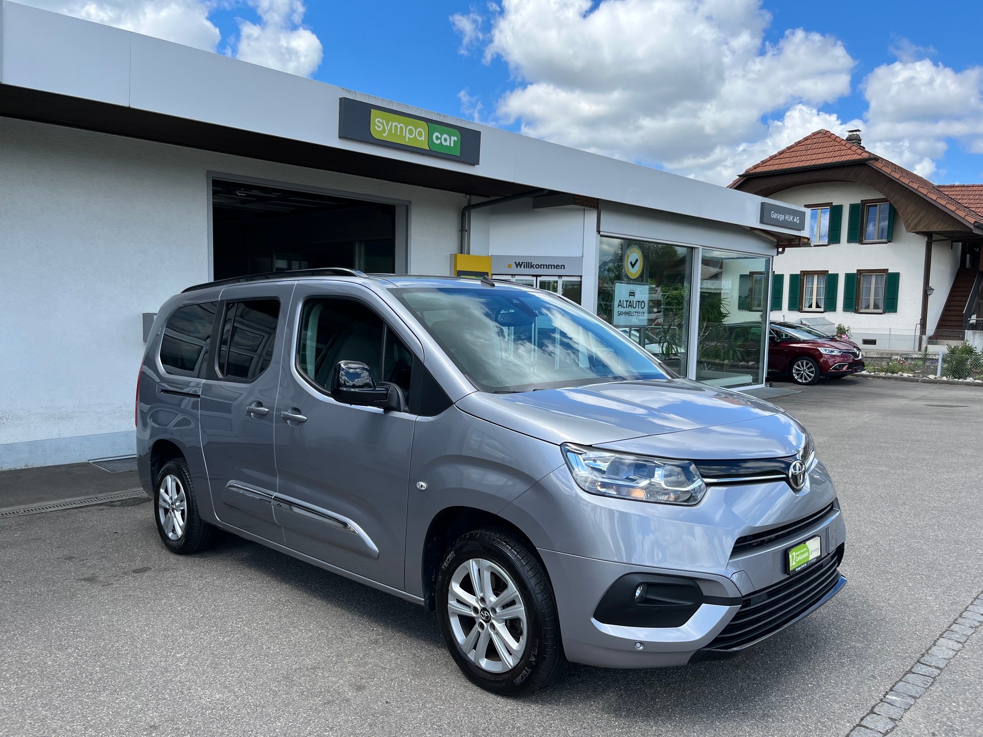 TOYOTA Proace City Verso 1.5 Trend Long Automatik
